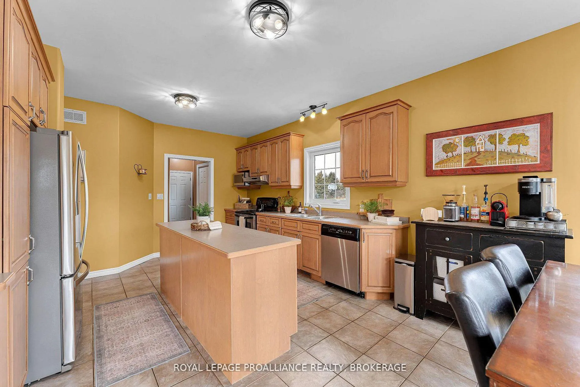 Photo 20 of 61 Conner Drive, Gananoque — HOMEH