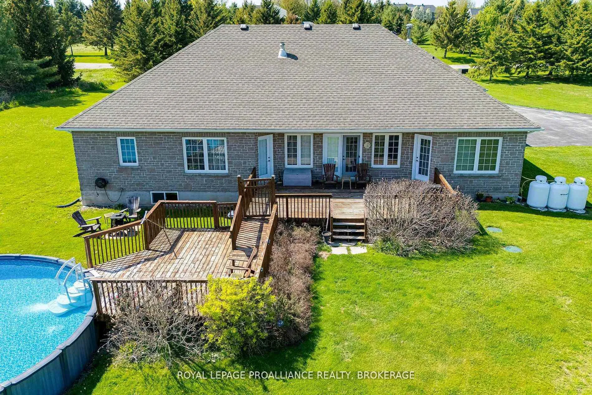 Photo 42 of 61 Conner Drive, Gananoque — HOMEH