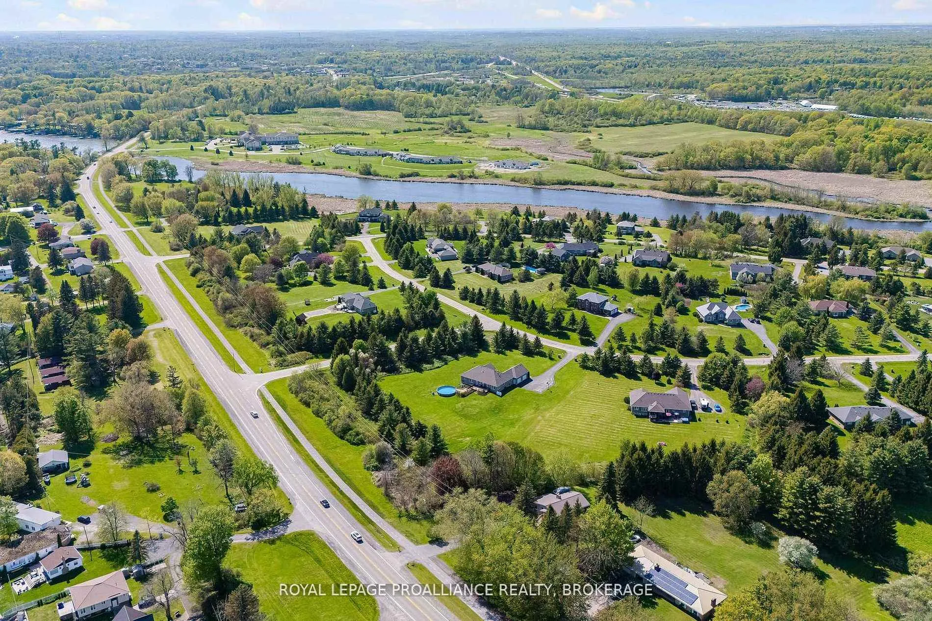 Photo 46 of 61 Conner Drive, Gananoque — HOMEH