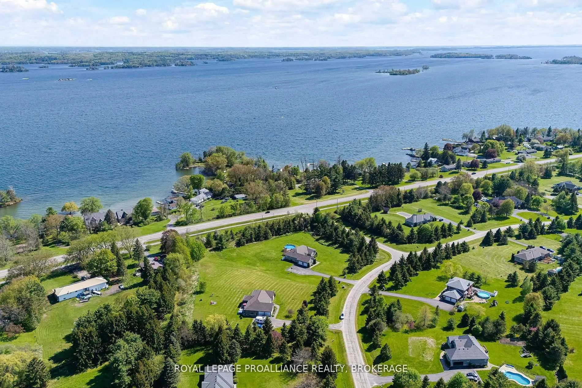 Photo 47 of 61 Conner Drive, Gananoque — HOMEH