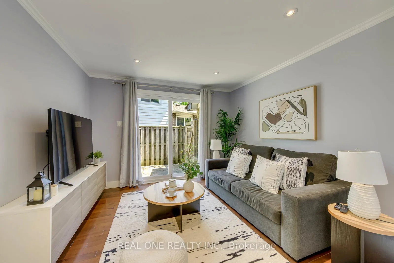 Photo 17 of 165 Arichat Road, Oakville, Ford — HOMEH