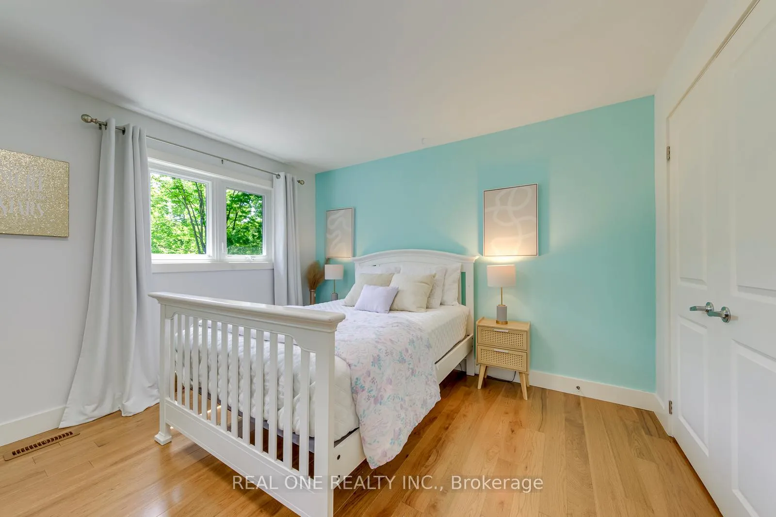 Photo 33 of 165 Arichat Road, Oakville, Ford — HOMEH