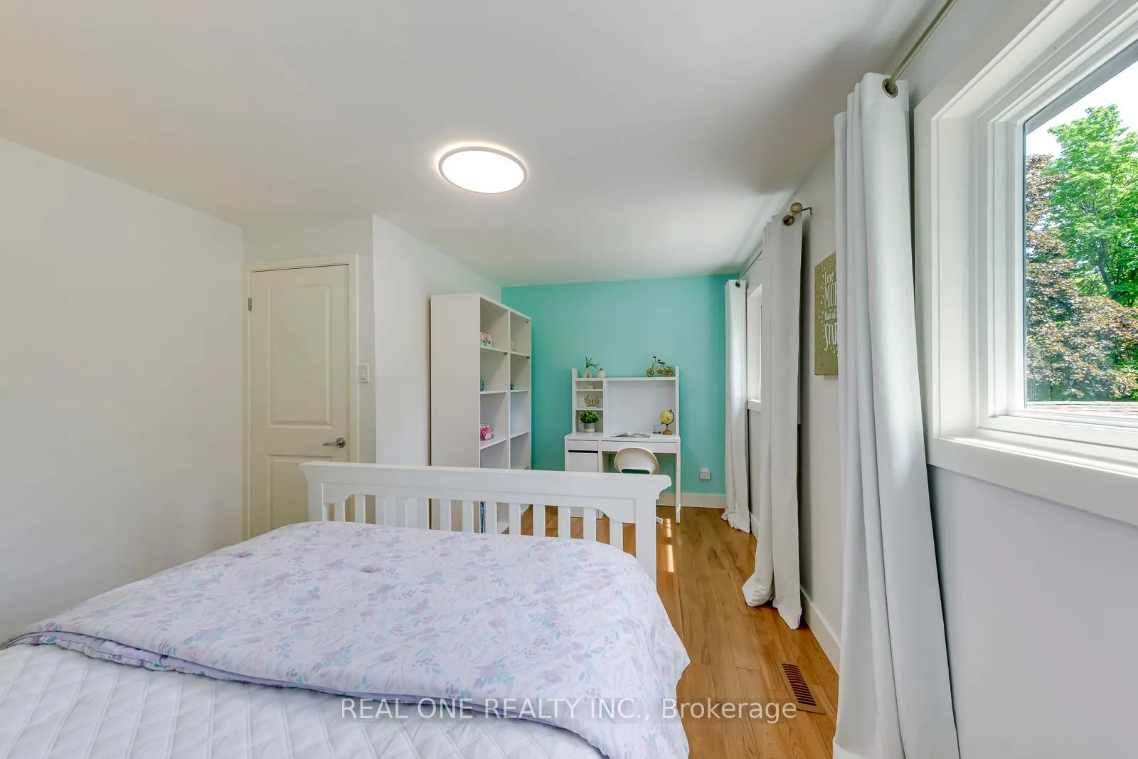 Photo 34 of 165 Arichat Road, Oakville, Ford — HOMEH