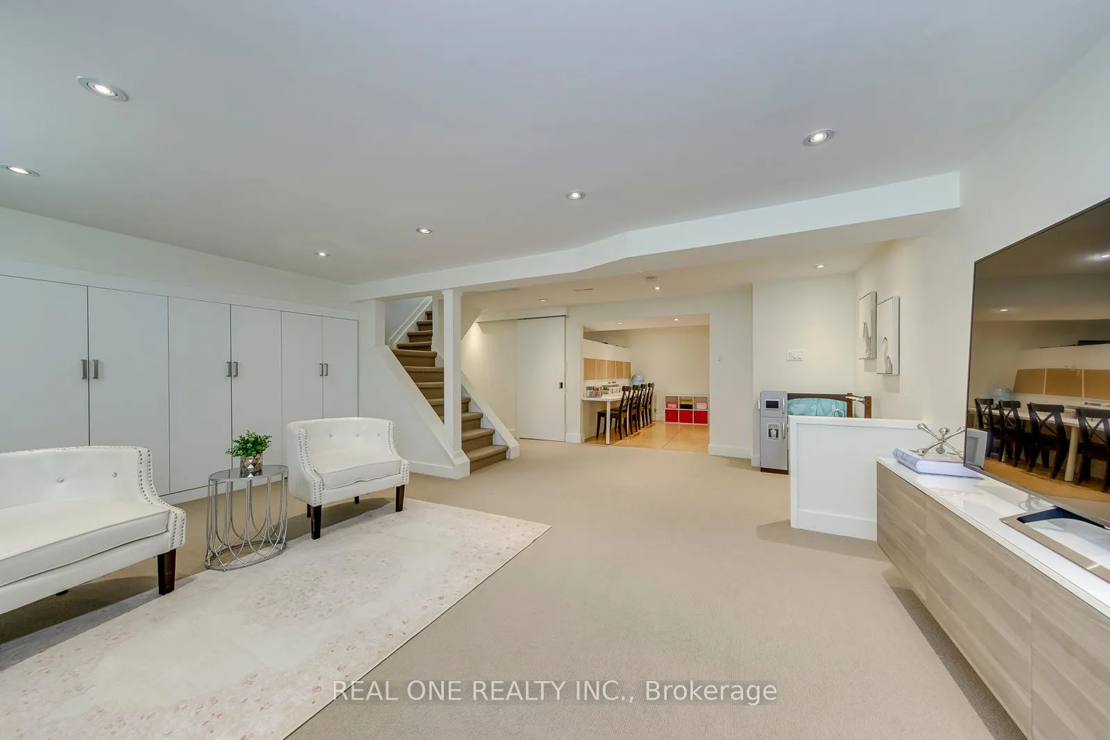Photo 37 of 165 Arichat Road, Oakville, Ford — HOMEH