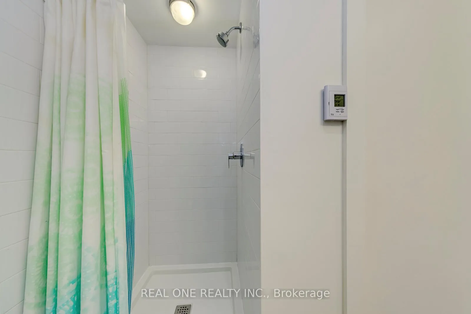 Photo 41 of 165 Arichat Road, Oakville, Ford — HOMEH