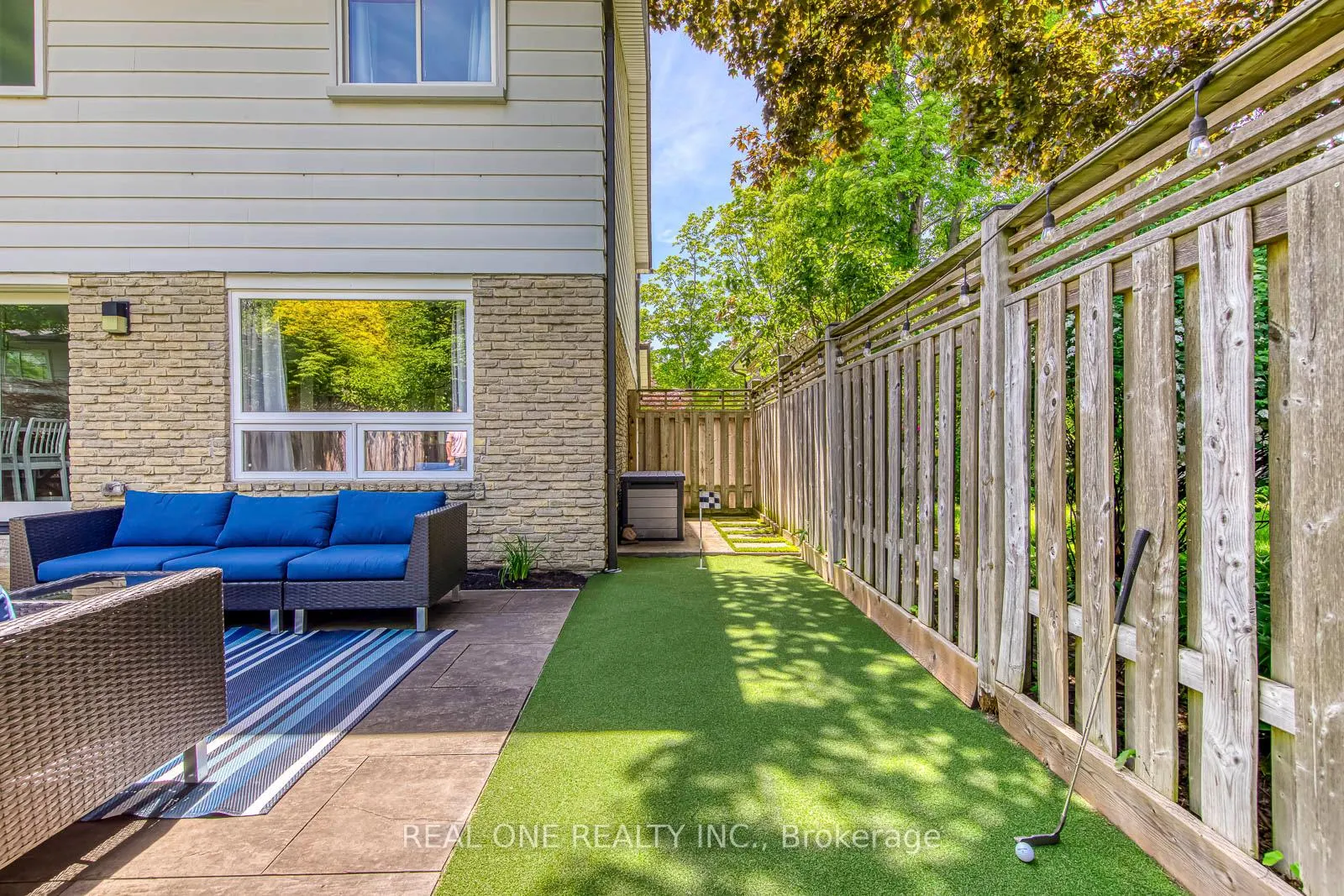 Photo 46 of 165 Arichat Road, Oakville, Ford — HOMEH