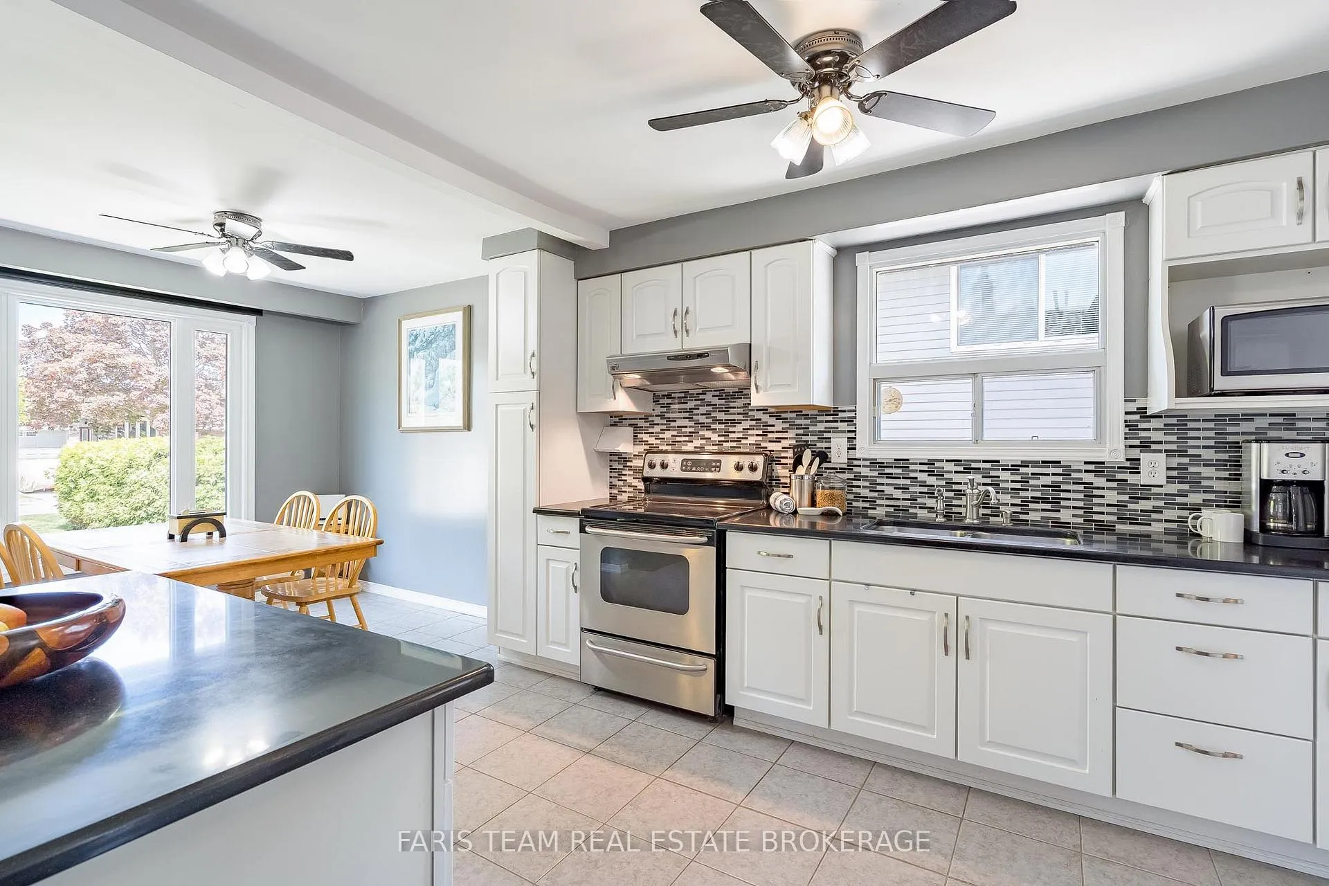 Photo 10 of 5 Fitzroy Terrace, Barrie, Allandale Heights — HOMEH