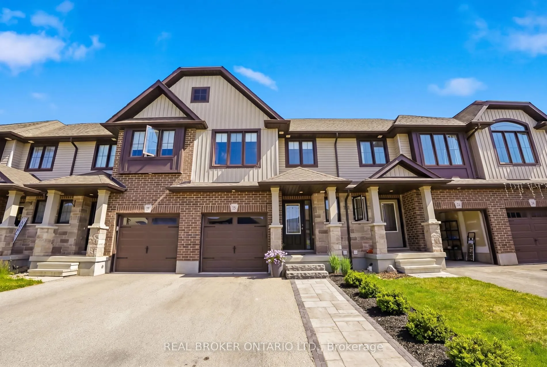 Photo 3 of 28 Isaac Street, Woolwich, Elmira — HOMEH