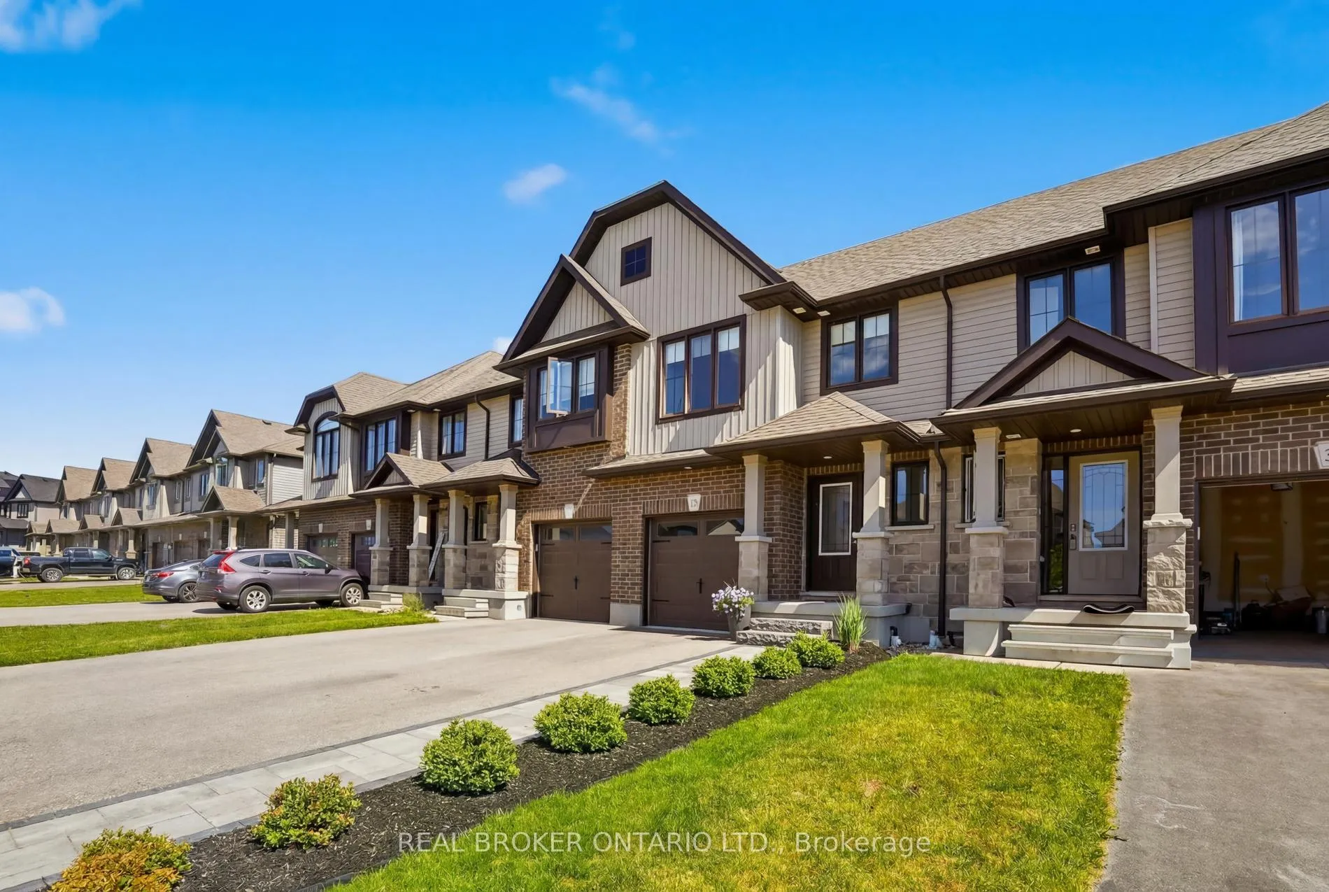 Photo 4 of 28 Isaac Street, Woolwich, Elmira — HOMEH