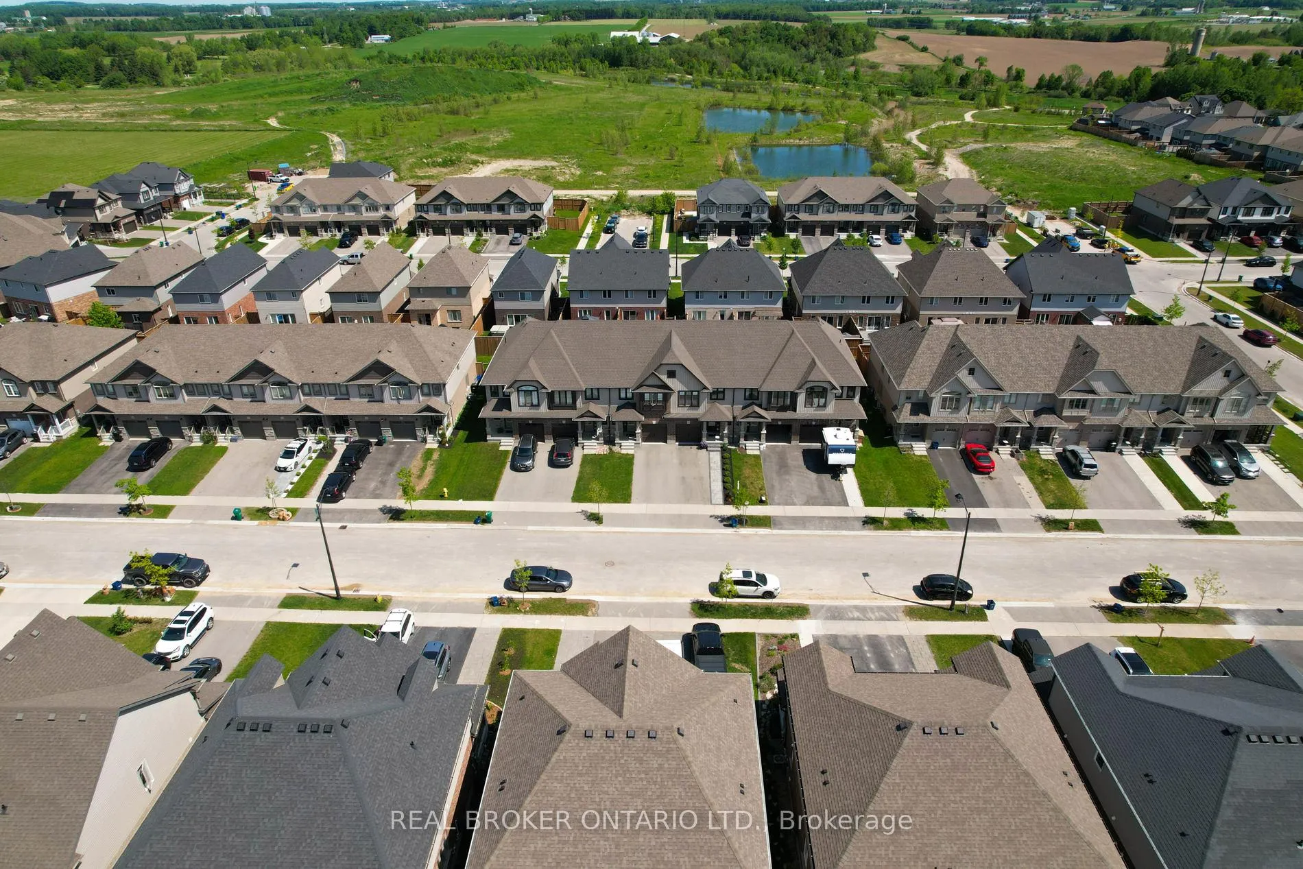 Photo 5 of 28 Isaac Street, Woolwich, Elmira — HOMEH