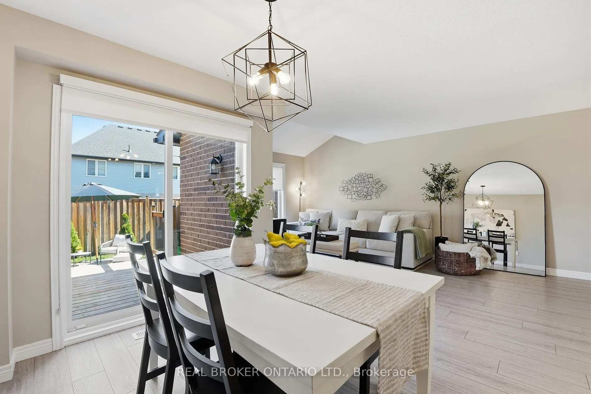 Photo 17 of 28 Isaac Street, Woolwich, Elmira — HOMEH