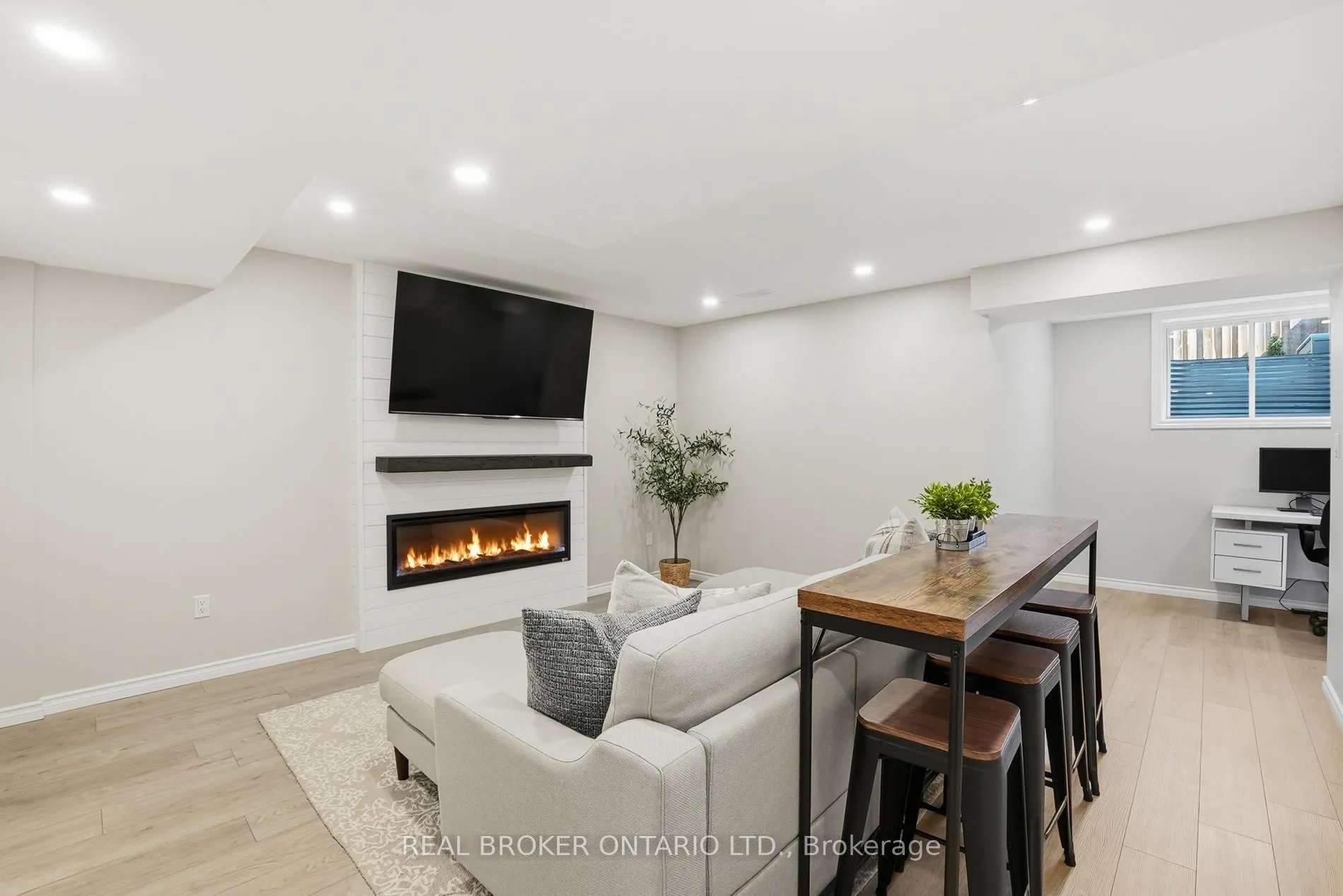 Photo 30 of 28 Isaac Street, Woolwich, Elmira — HOMEH