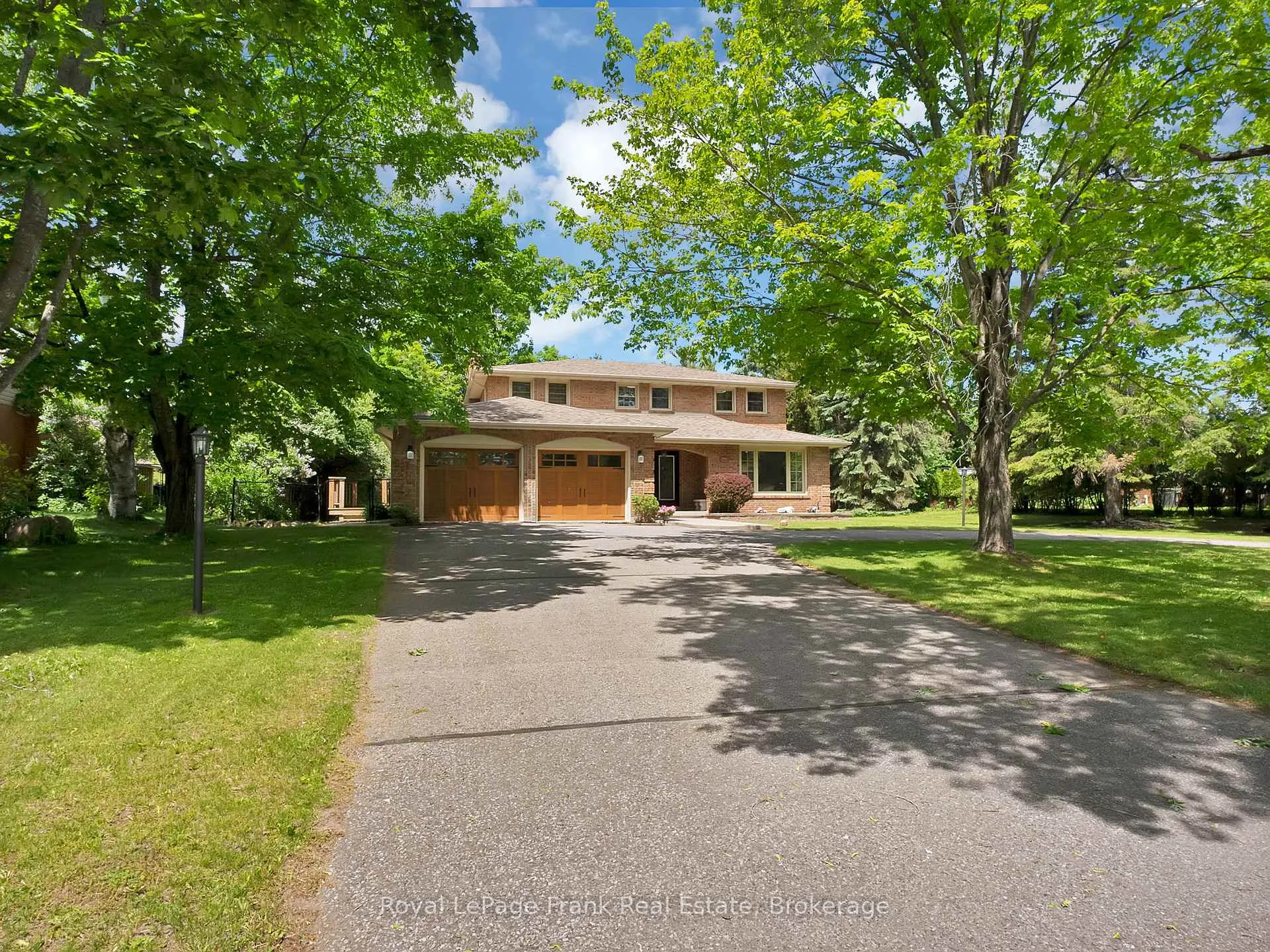 Photo 1 of 1609 Champlain Drive, Peterborough, Northcrest Ward 5 — HOMEH
