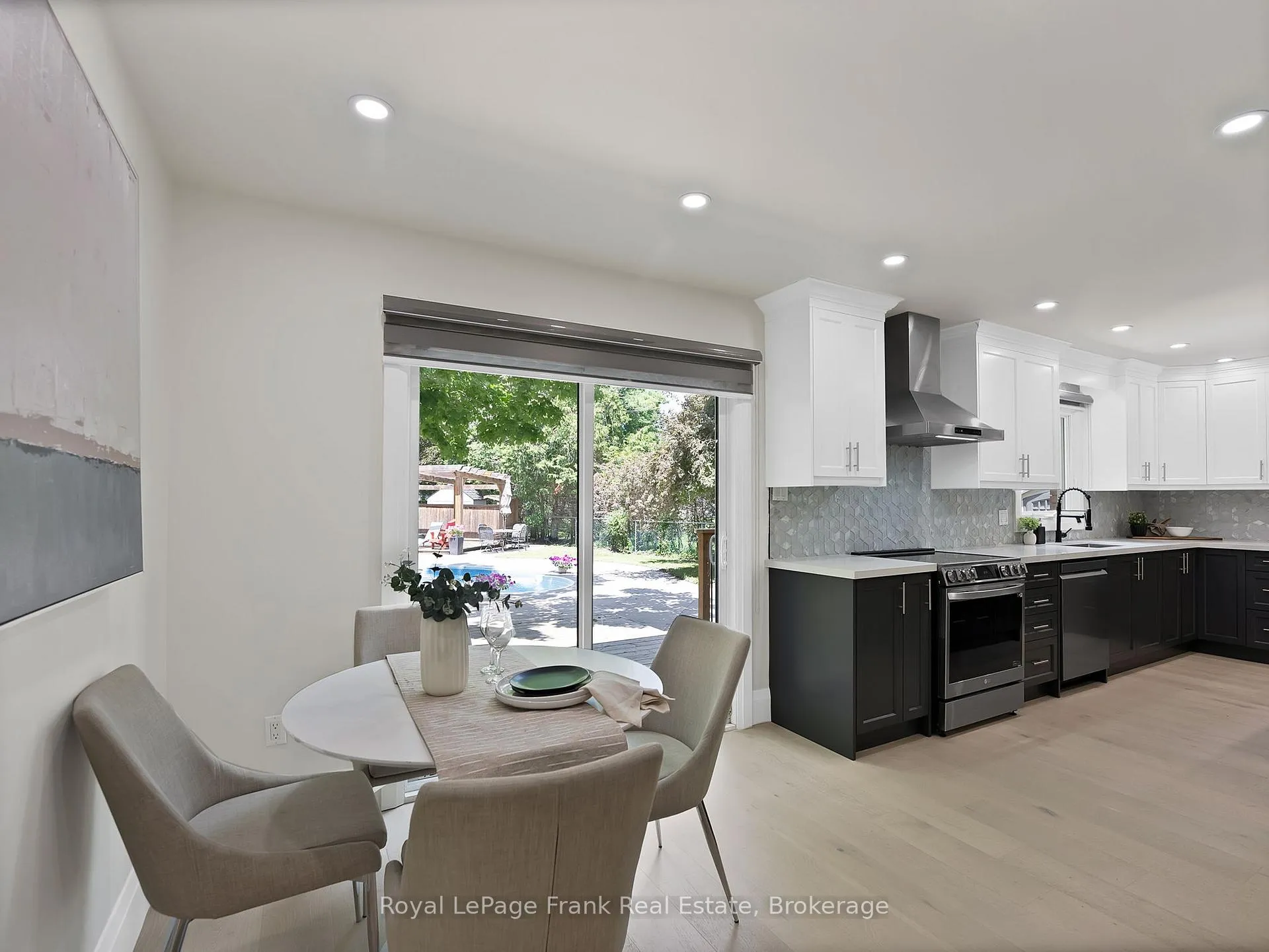 Photo 15 of 1609 Champlain Drive, Peterborough, Northcrest Ward 5 — HOMEH