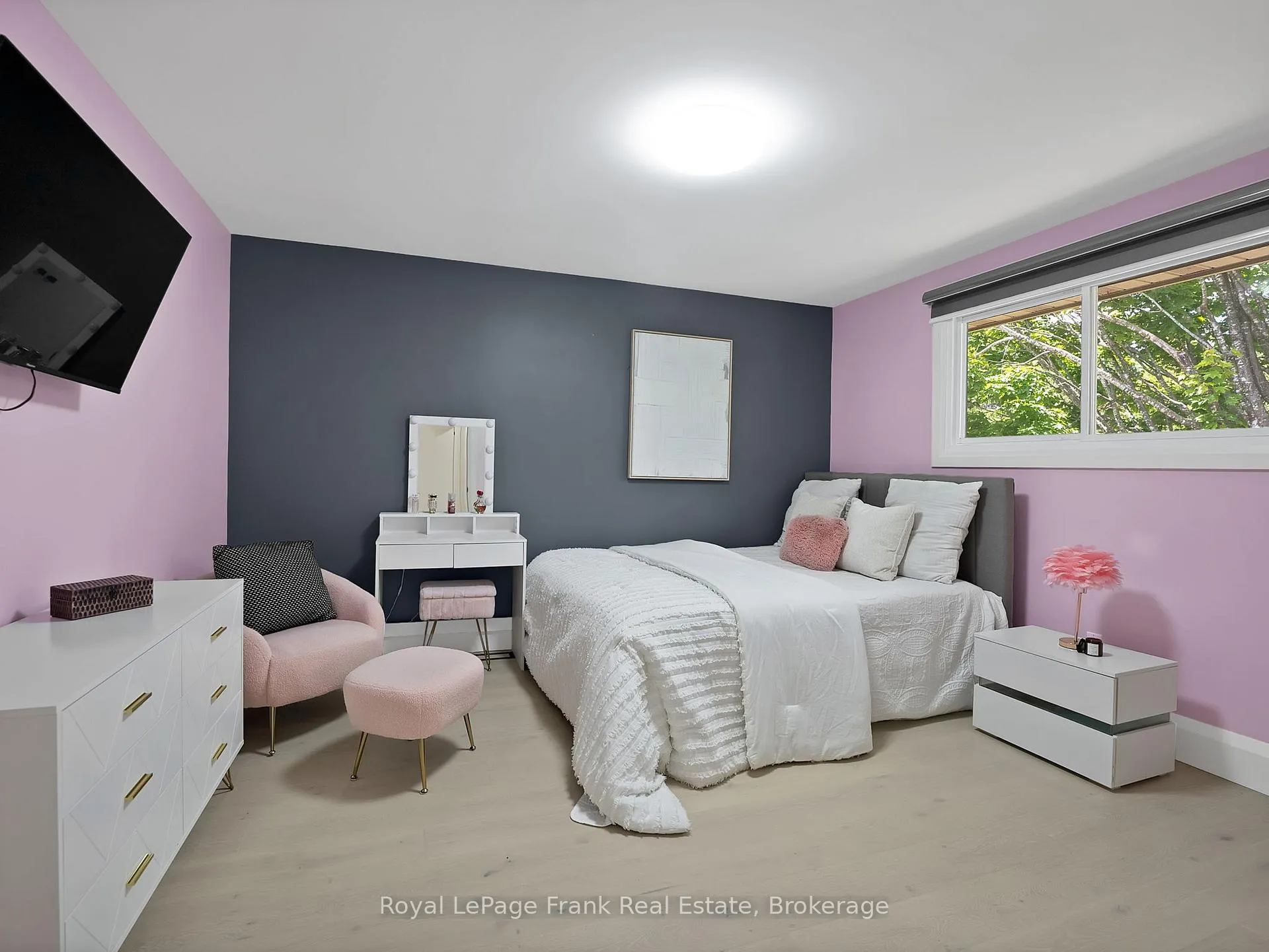 Photo 24 of 1609 Champlain Drive, Peterborough, Northcrest Ward 5 — HOMEH