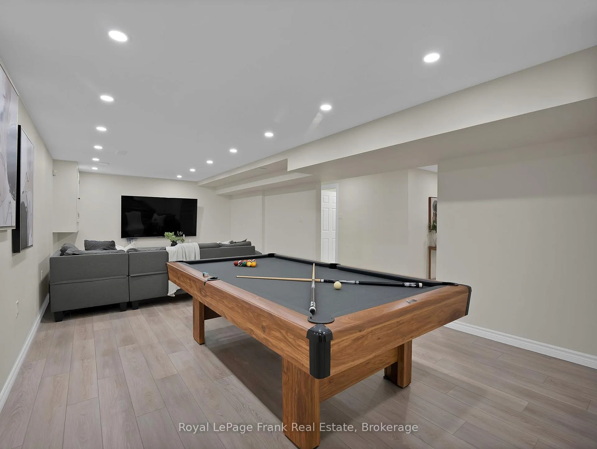 Photo 32 of 1609 Champlain Drive, Peterborough, Northcrest Ward 5 — HOMEH
