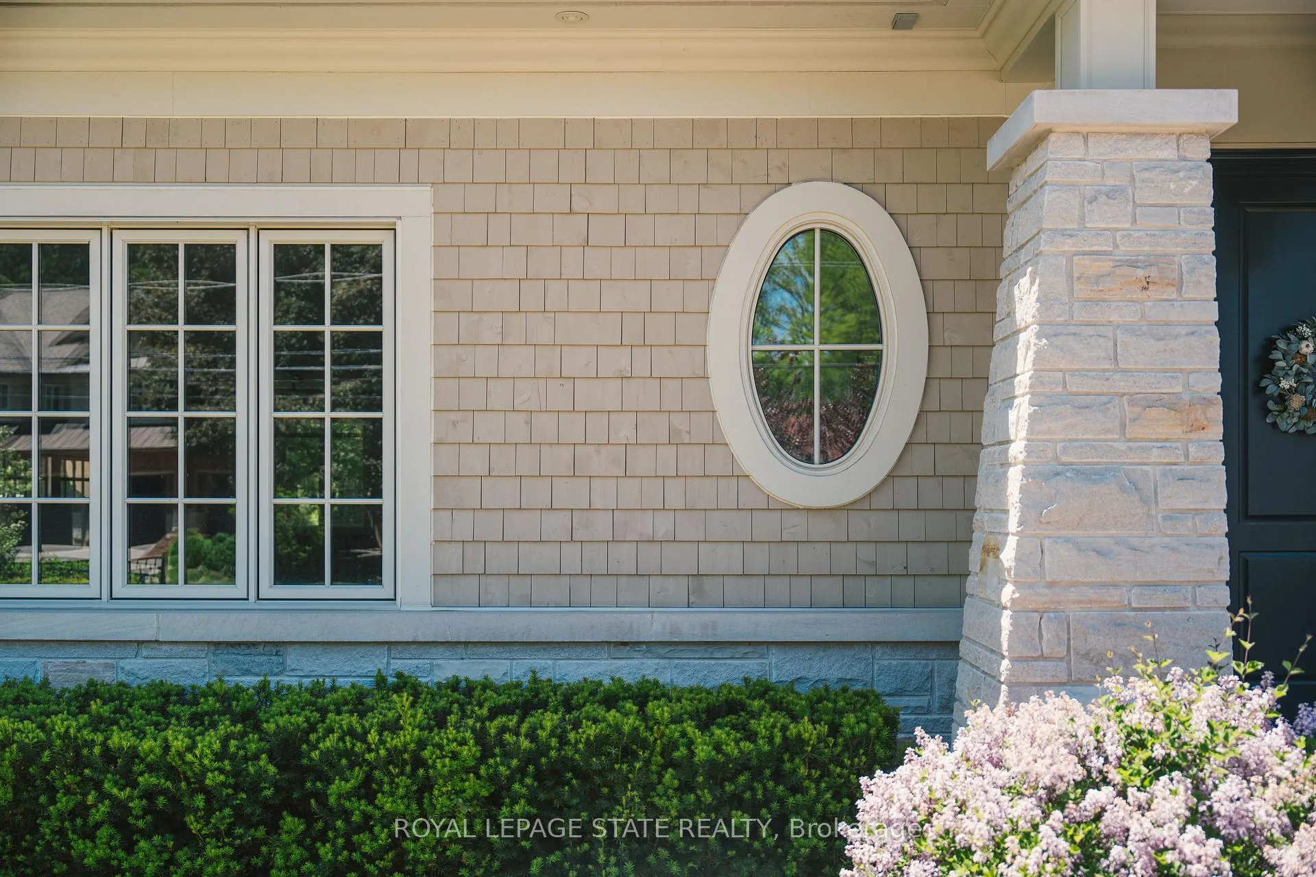 Photo 6 of 147 Beverly Court, Hamilton, Ancaster — HOMEH