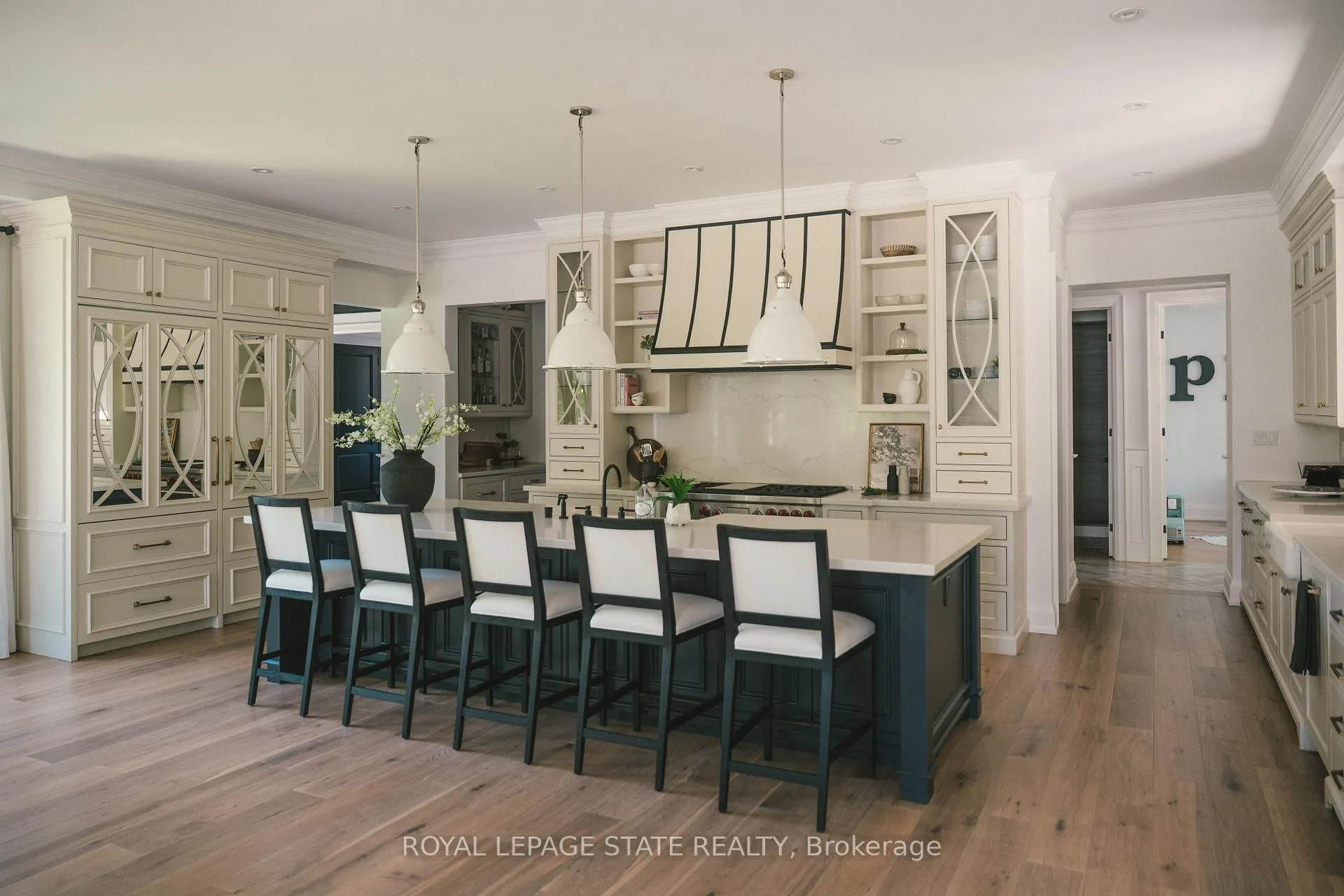 Photo 13 of 147 Beverly Court, Hamilton, Ancaster — HOMEH