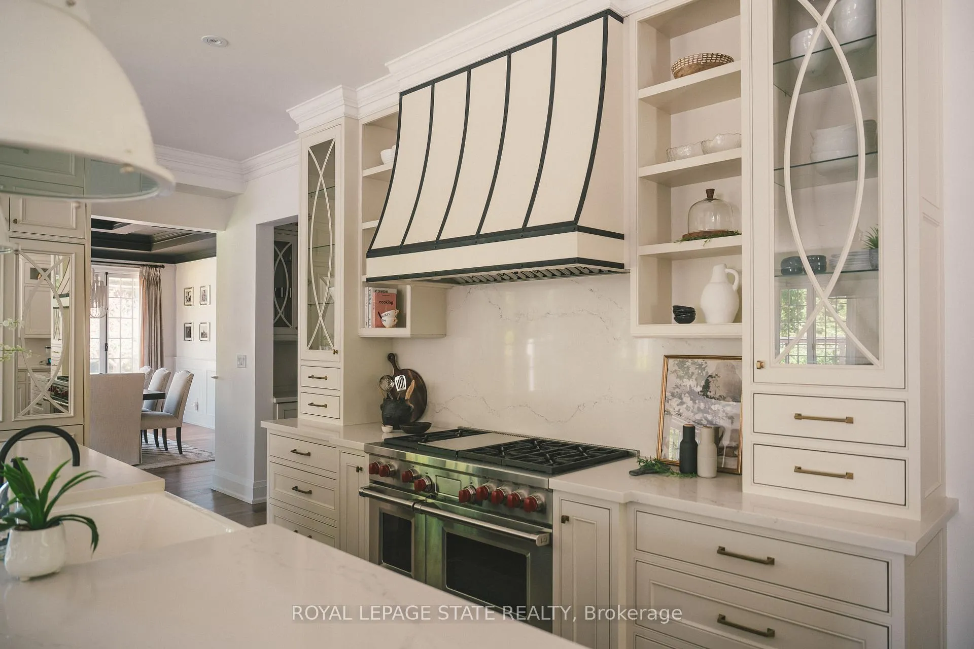 Photo 14 of 147 Beverly Court, Hamilton, Ancaster — HOMEH
