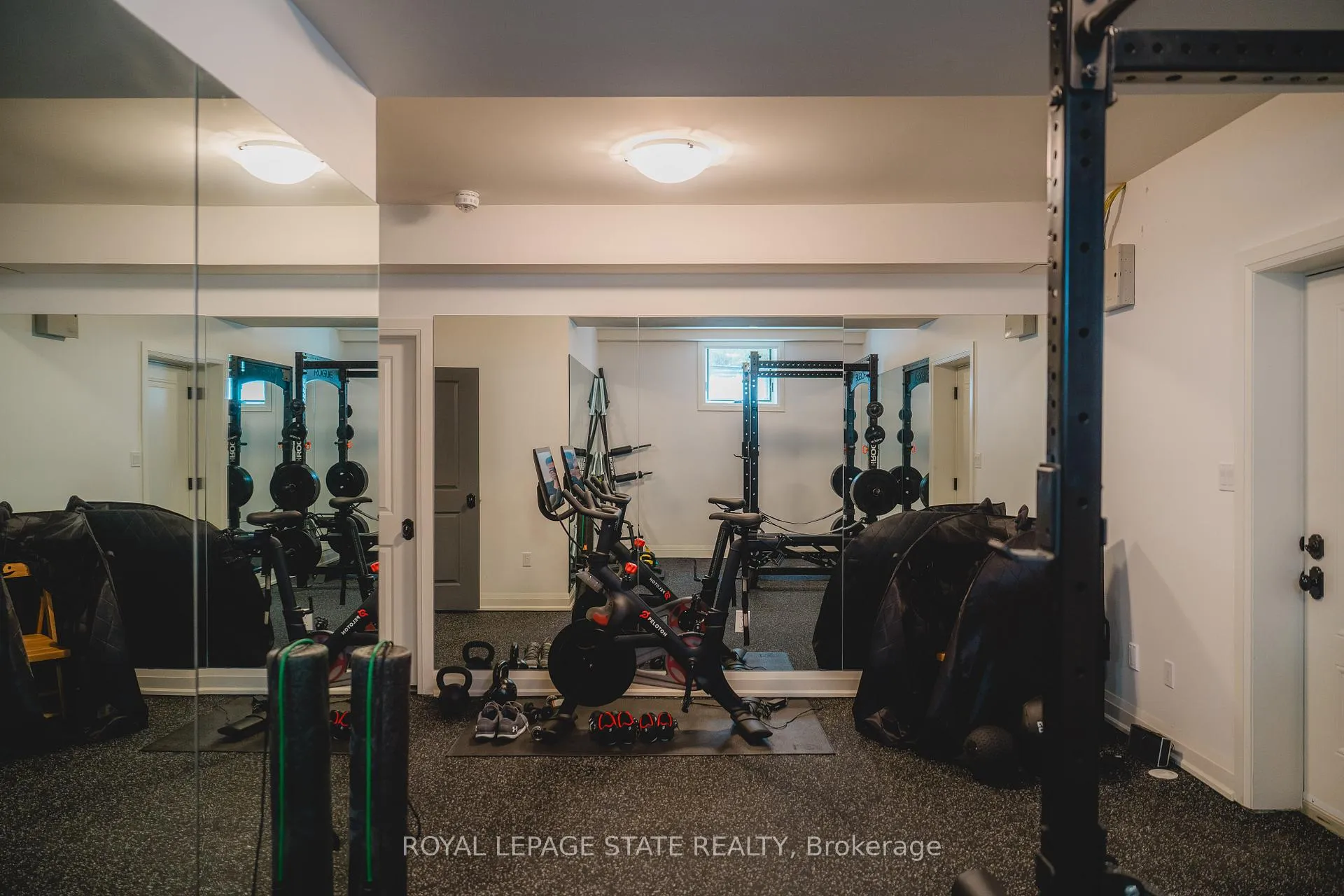 Photo 39 of 147 Beverly Court, Hamilton, Ancaster — HOMEH