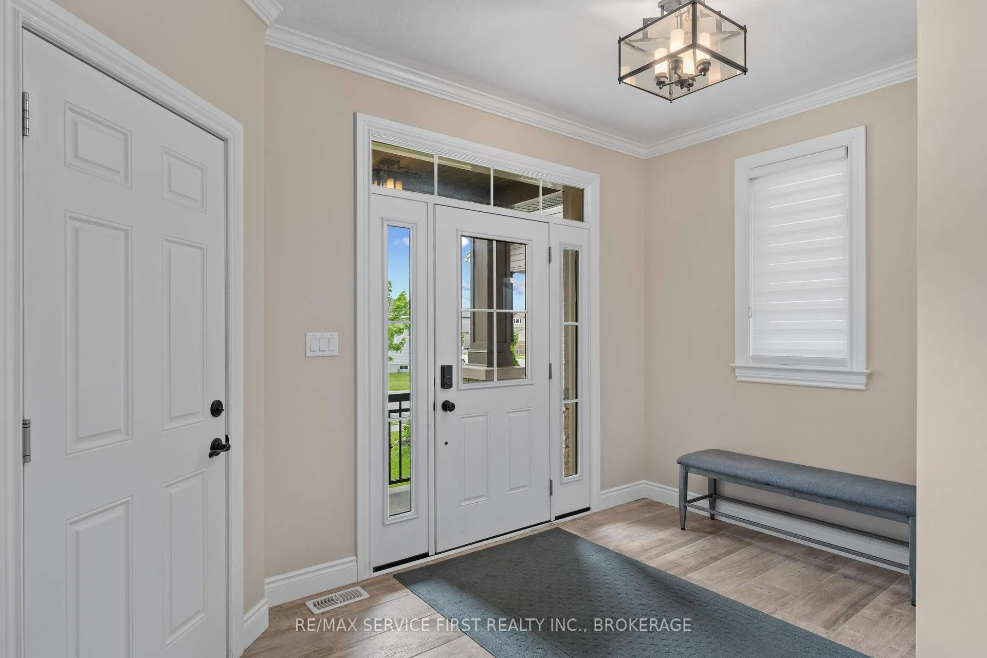 Photo 3 of 141 Champagne Crescent, Loyalist, Amherstview — HOMEH