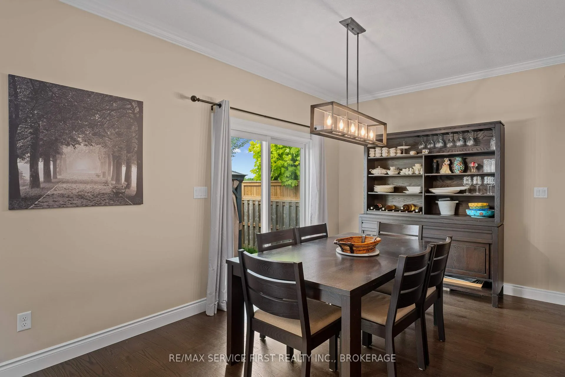 Photo 14 of 141 Champagne Crescent, Loyalist, Amherstview — HOMEH