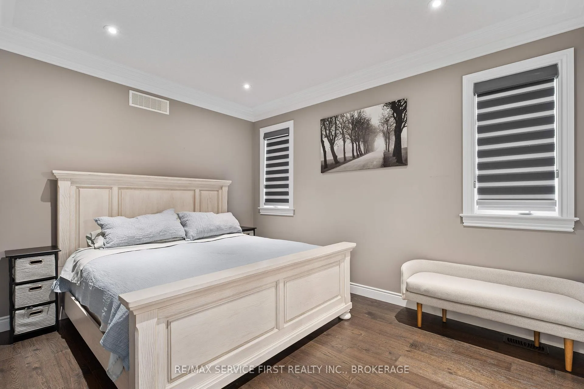 Photo 15 of 141 Champagne Crescent, Loyalist, Amherstview — HOMEH