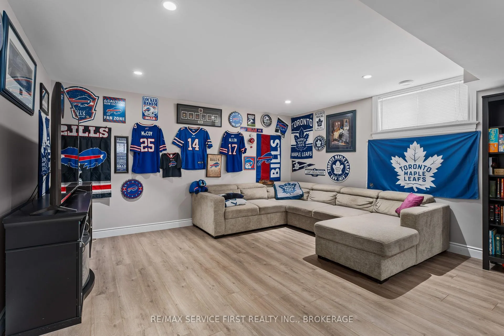 Photo 20 of 141 Champagne Crescent, Loyalist, Amherstview — HOMEH