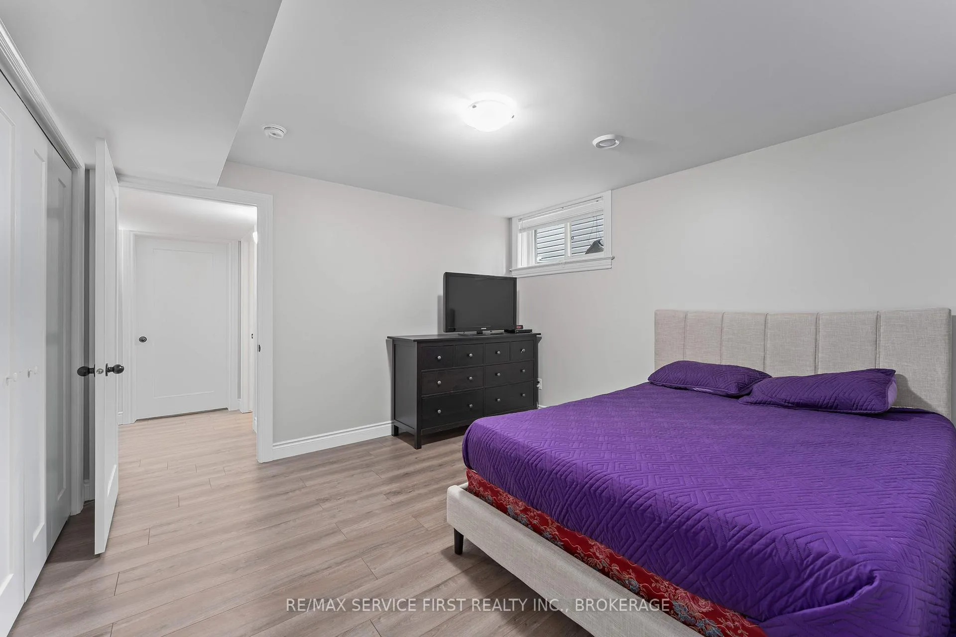 Photo 24 of 141 Champagne Crescent, Loyalist, Amherstview — HOMEH