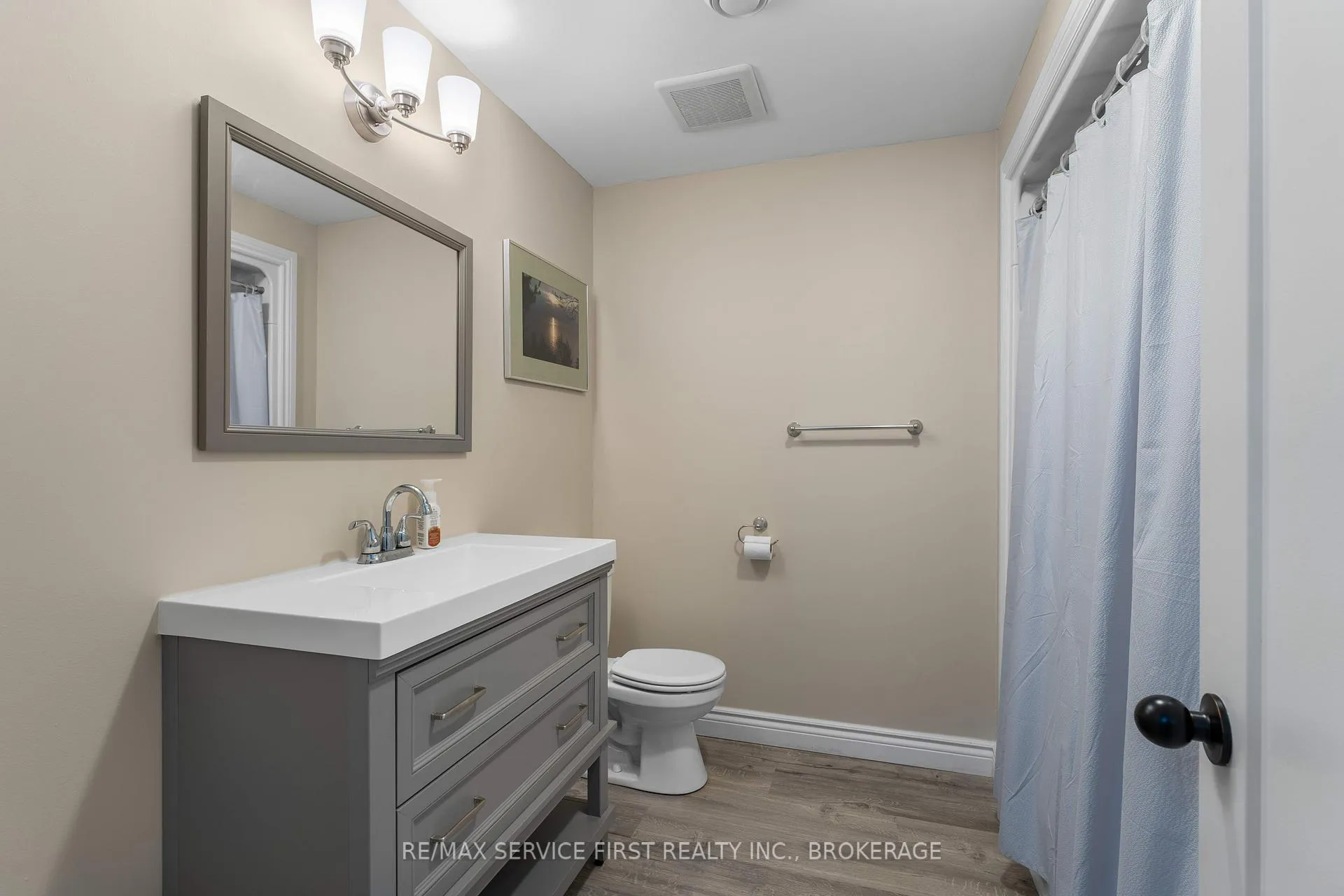 Photo 25 of 141 Champagne Crescent, Loyalist, Amherstview — HOMEH