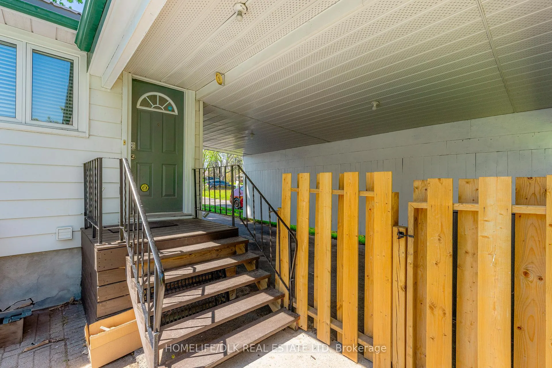 Photo 10 of 86 Brookview Crescent, Brockville — HOMEH