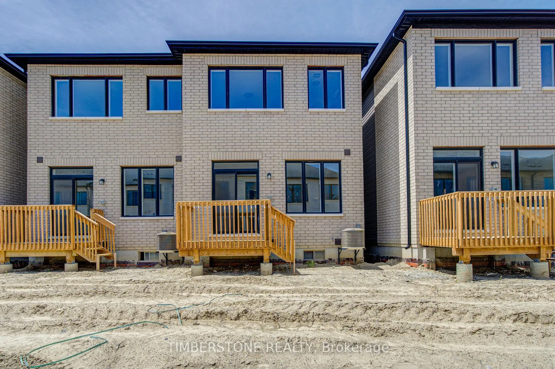 Photo 32 of 31 Boswell Drive, Brampton, Bram East — HOMEH