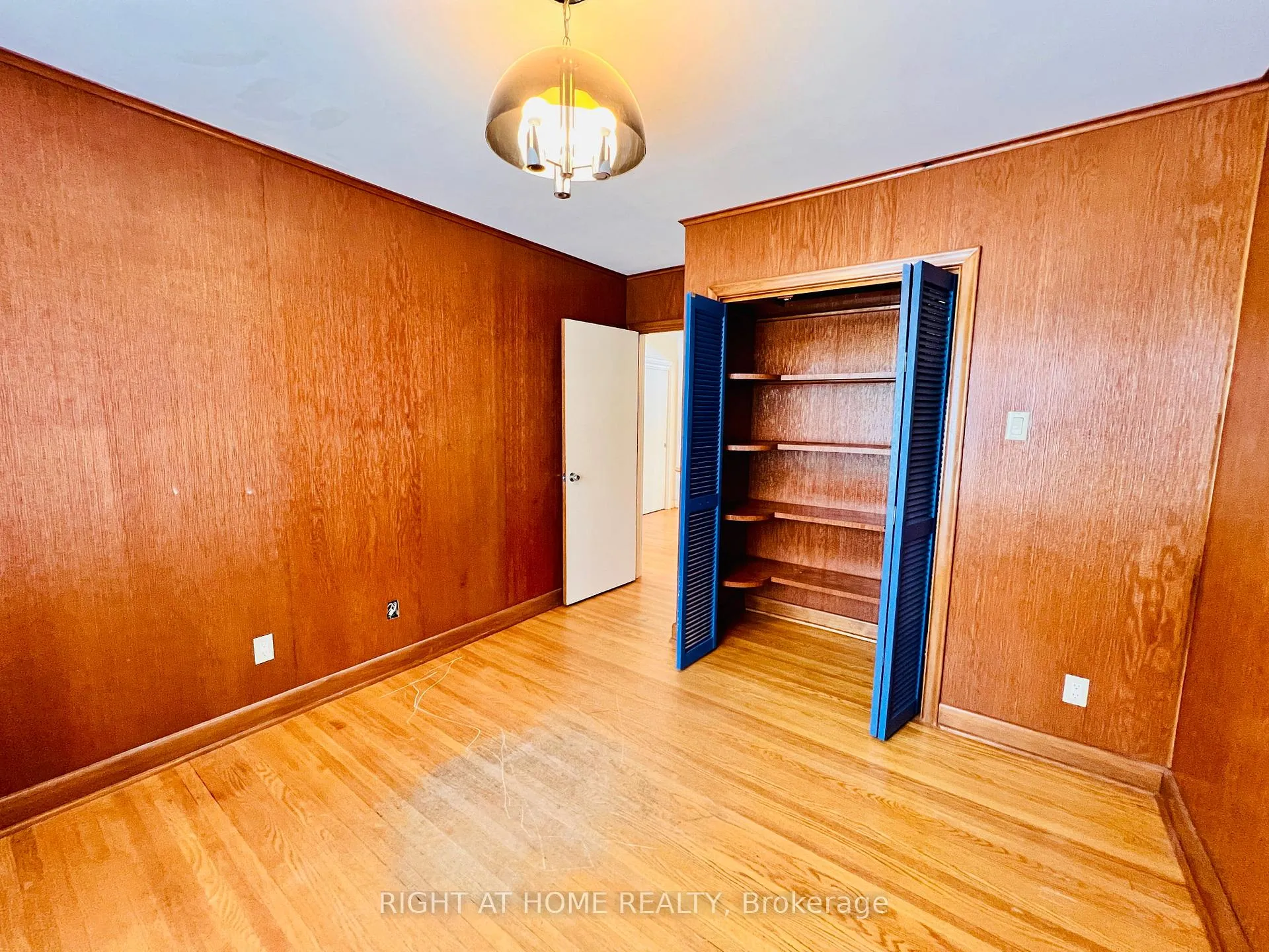 Photo 20 of 77 Riverside Boulevard, Vaughan, Uplands — HOMEH
