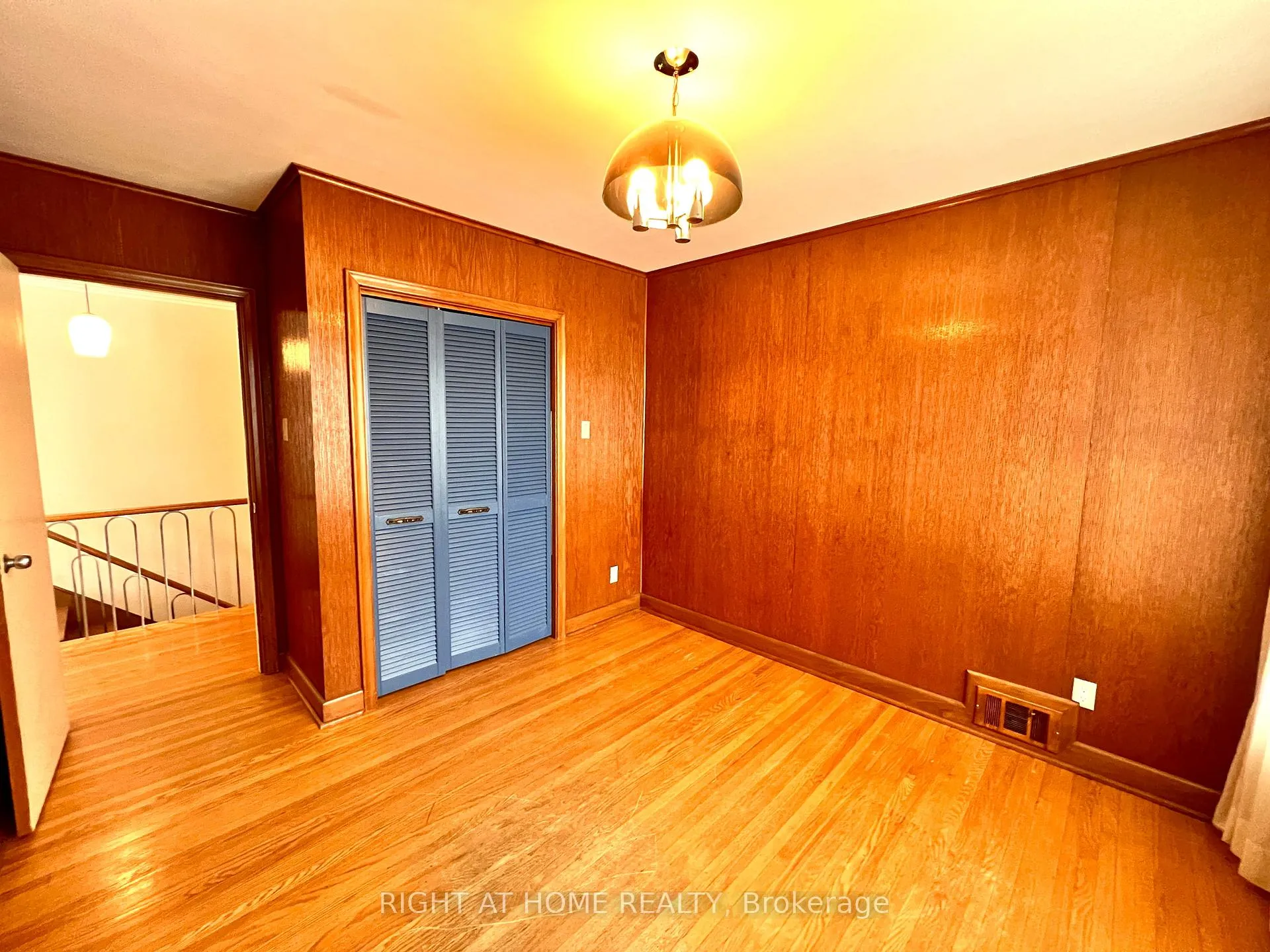 Photo 21 of 77 Riverside Boulevard, Vaughan, Uplands — HOMEH