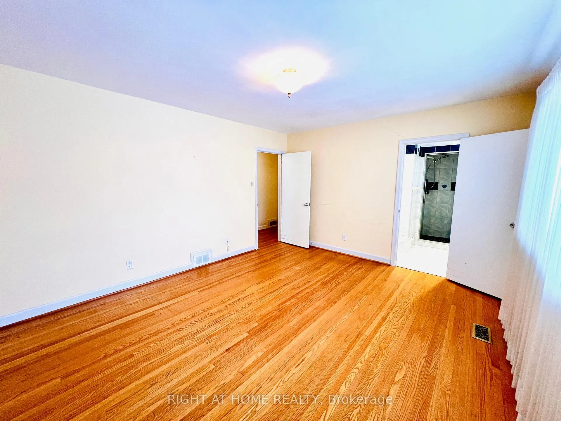 Photo 25 of 77 Riverside Boulevard, Vaughan, Uplands — HOMEH
