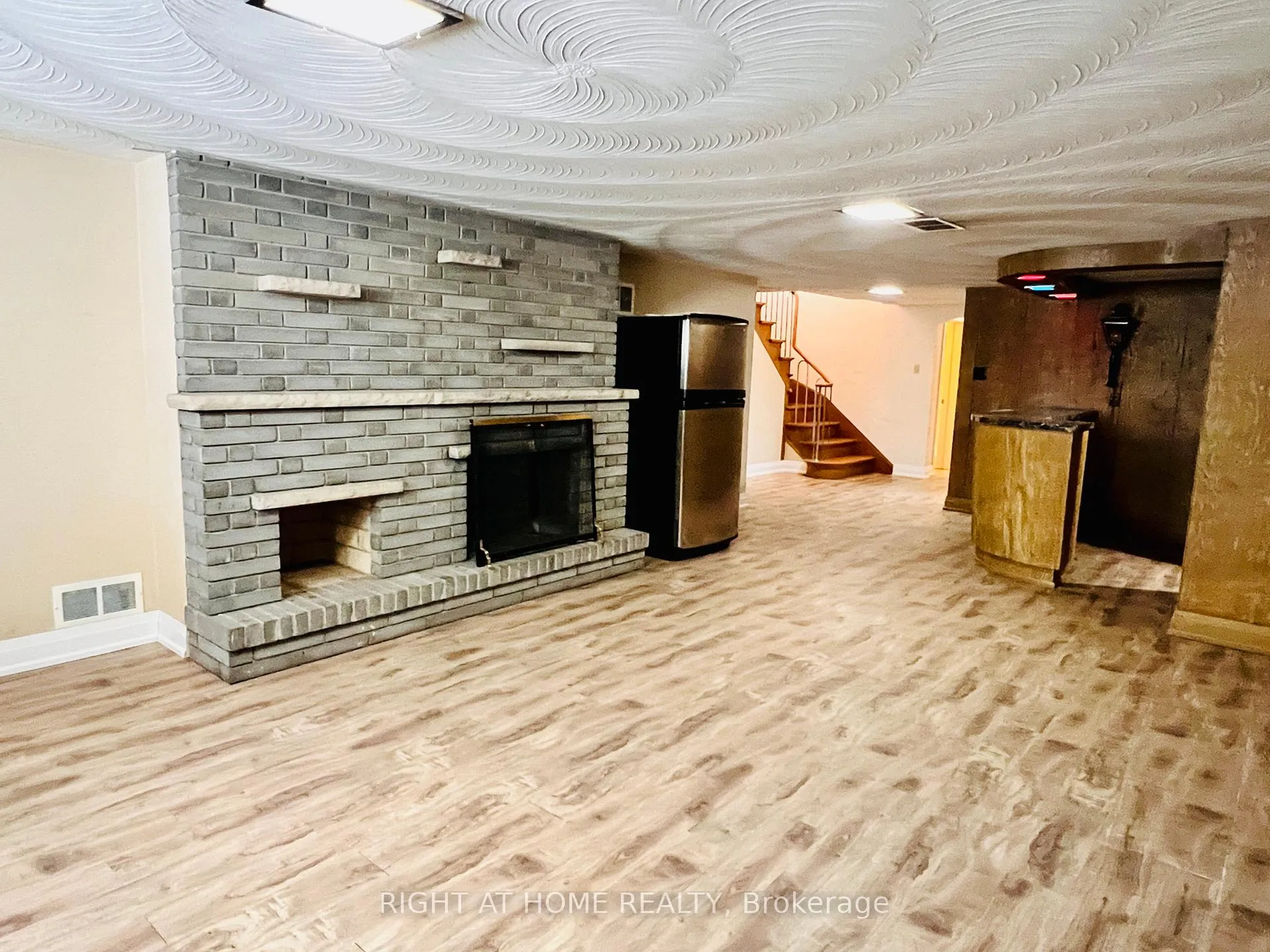 Photo 35 of 77 Riverside Boulevard, Vaughan, Uplands — HOMEH