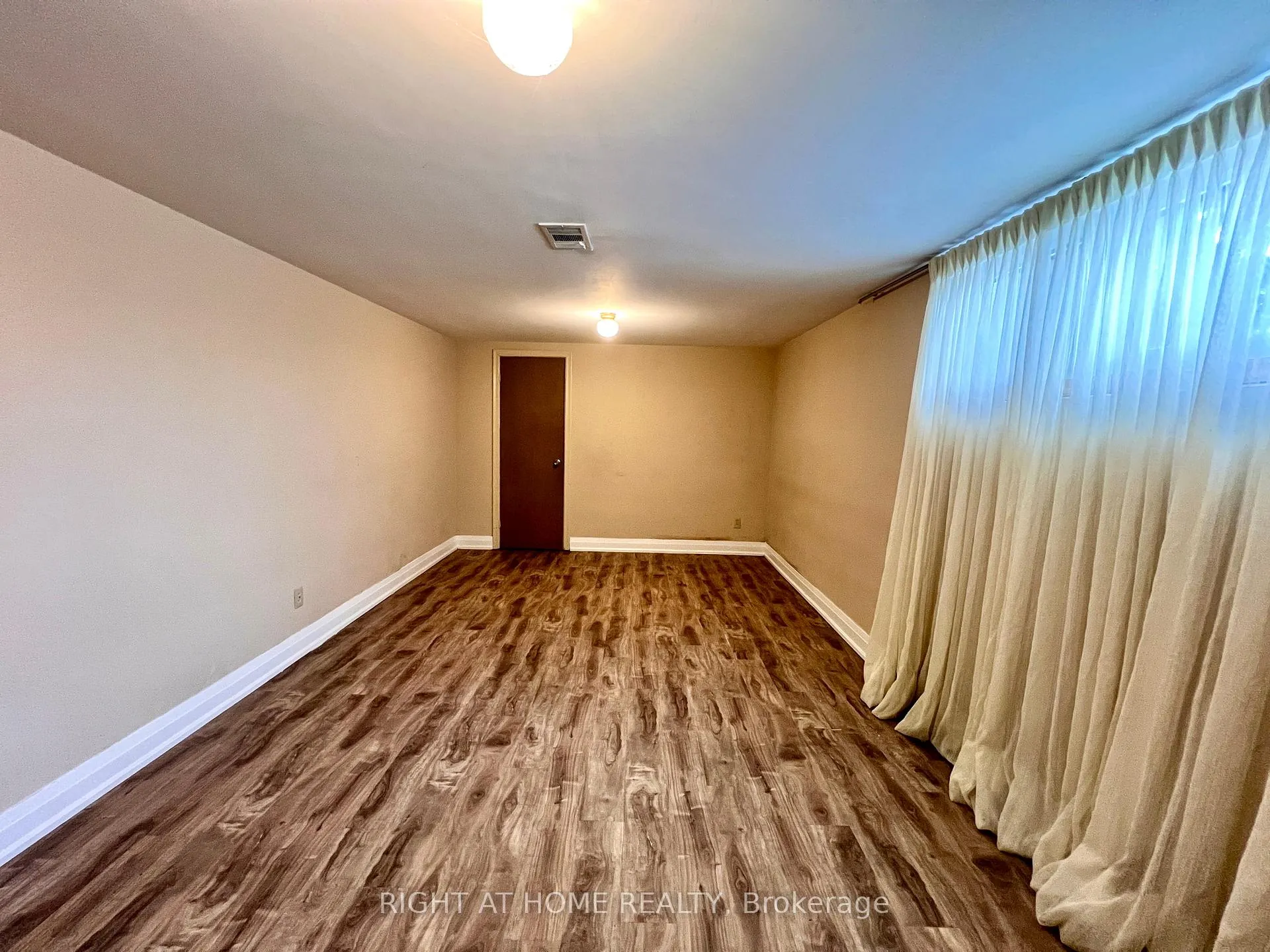 Photo 37 of 77 Riverside Boulevard, Vaughan, Uplands — HOMEH