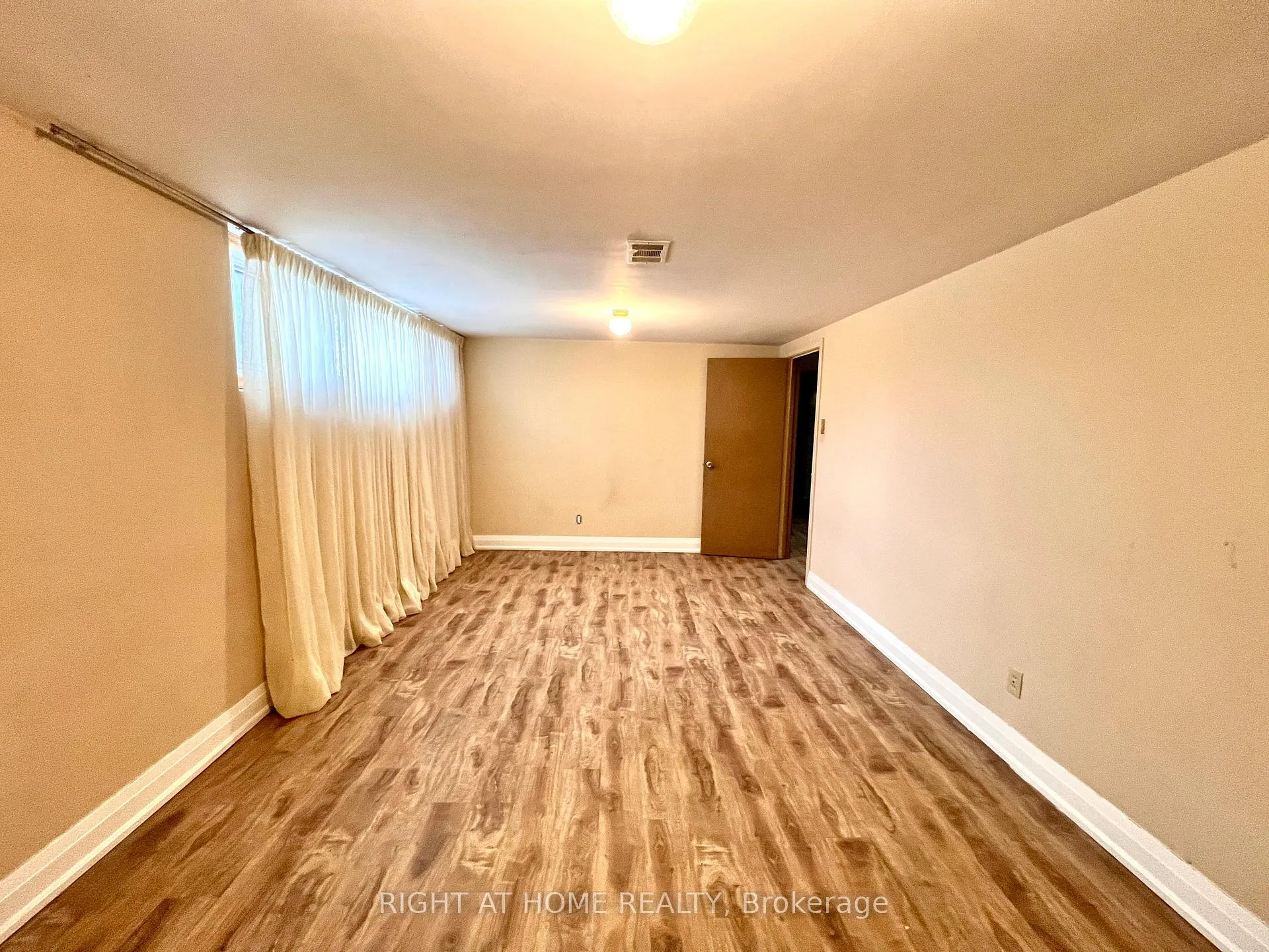 Photo 38 of 77 Riverside Boulevard, Vaughan, Uplands — HOMEH