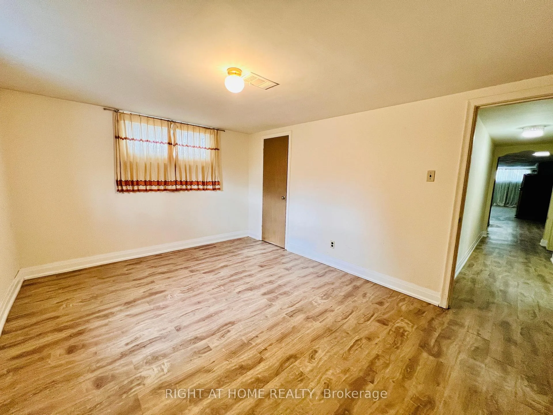 Photo 43 of 77 Riverside Boulevard, Vaughan, Uplands — HOMEH