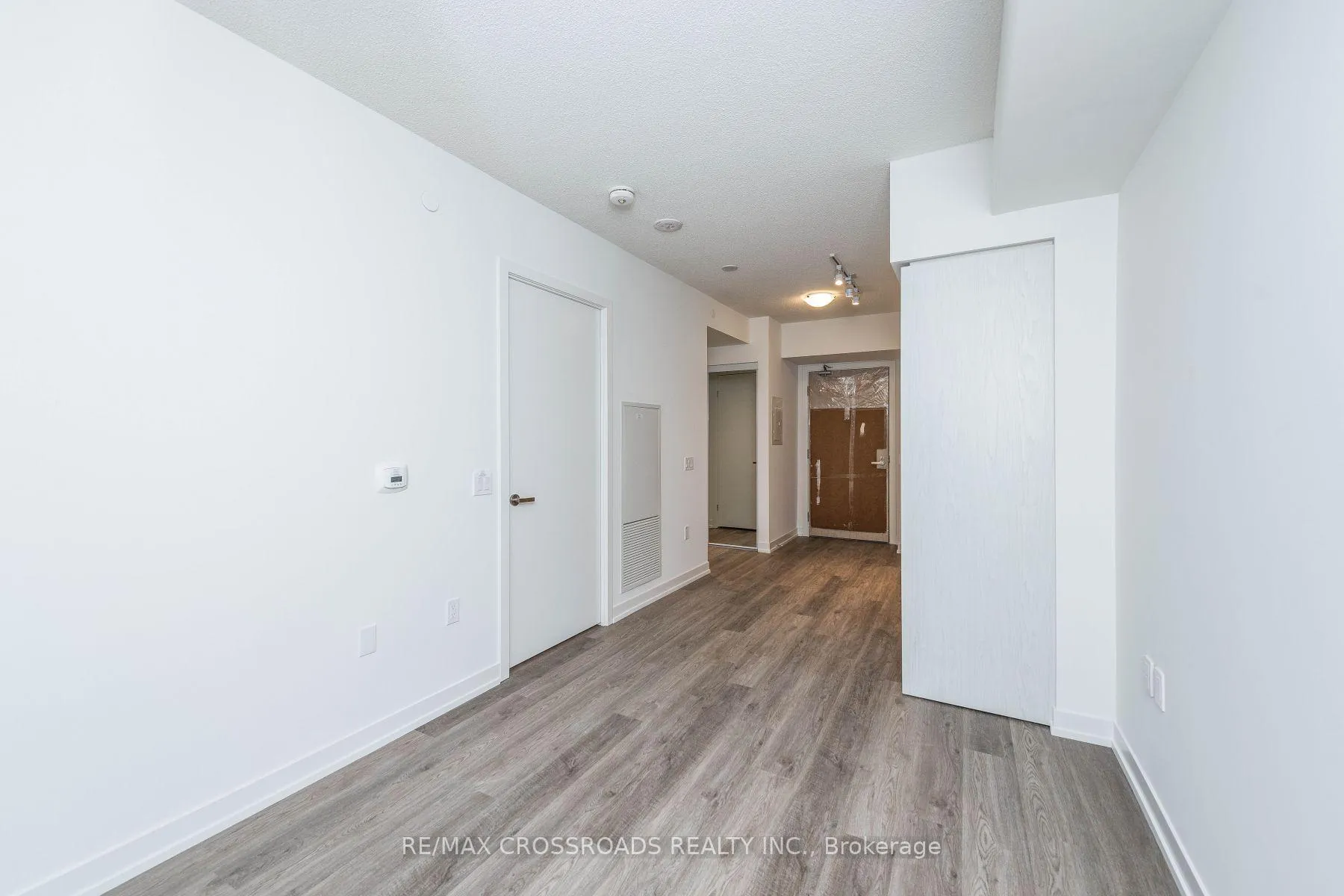 Photo 11 of Unit 2507, 55 Cooper Street, Toronto, Waterfront Communities — HOMEH