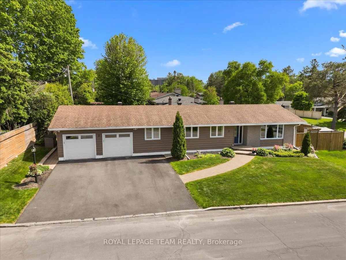 Photo 1 of 2 Lavina Crescent, Ottawa, Leslie Park — HOMEH