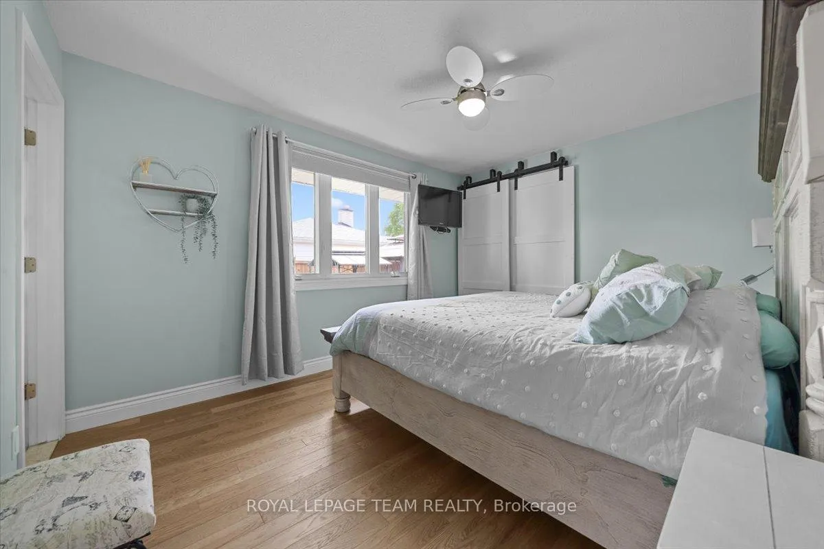 Photo 17 of 2 Lavina Crescent, Ottawa, Leslie Park — HOMEH