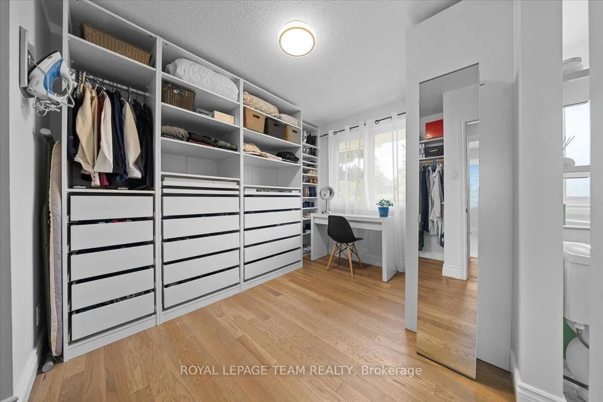Photo 18 of 2 Lavina Crescent, Ottawa, Leslie Park — HOMEH