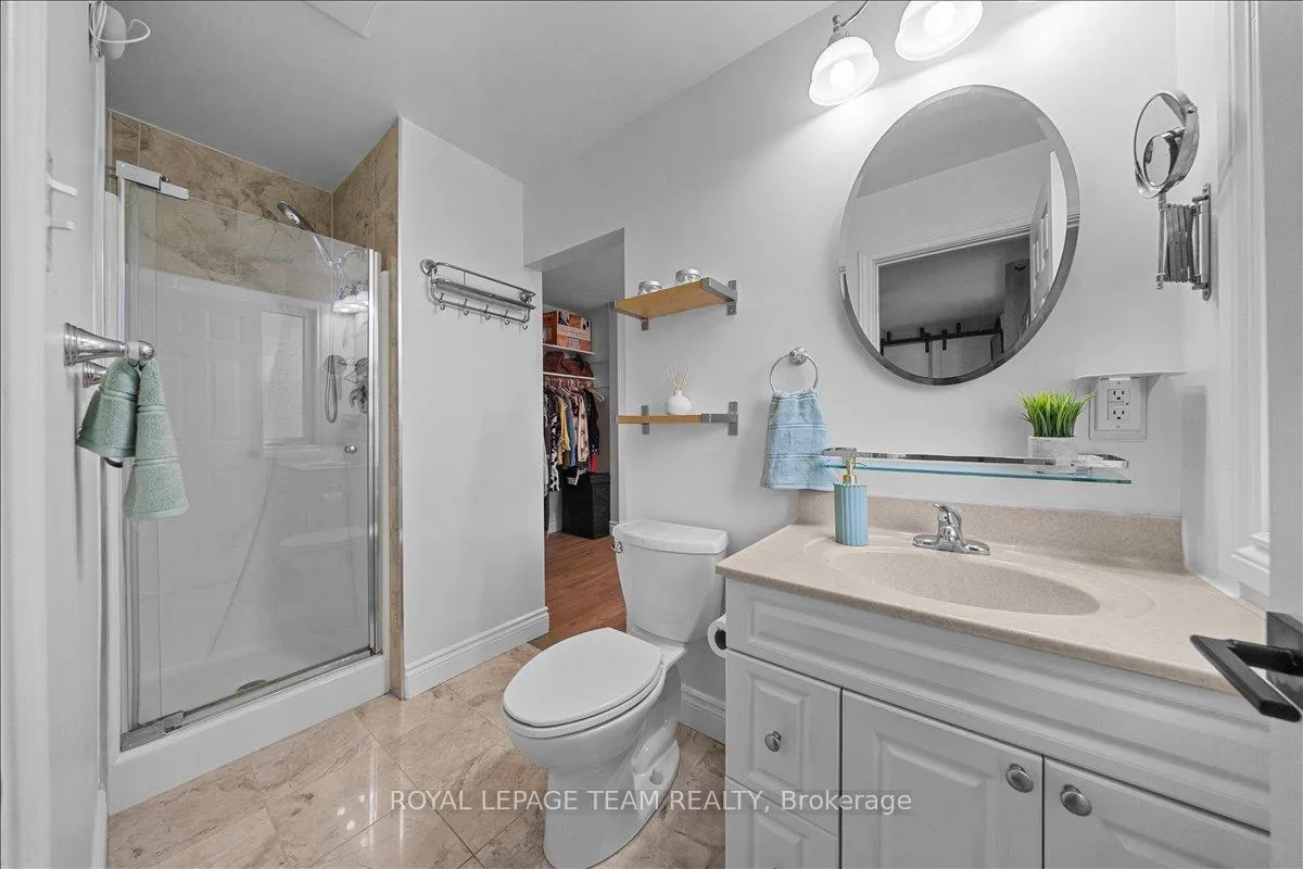 Photo 19 of 2 Lavina Crescent, Ottawa, Leslie Park — HOMEH