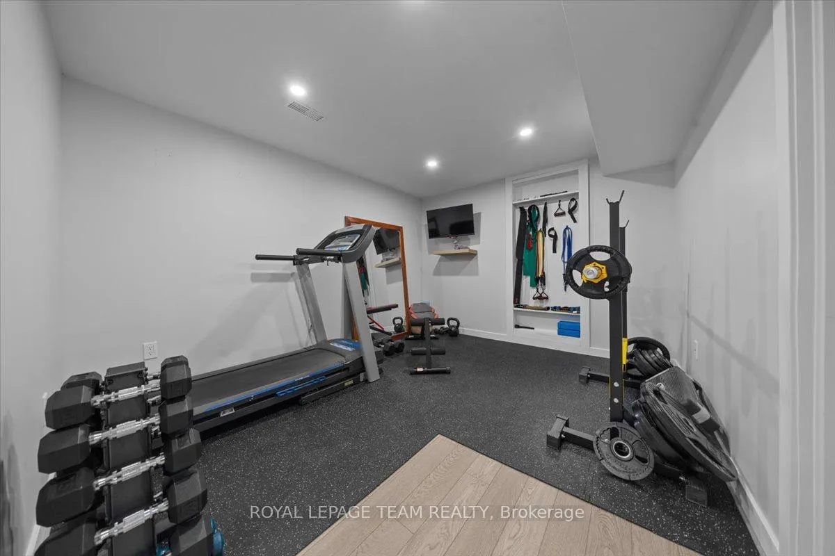 Photo 30 of 2 Lavina Crescent, Ottawa, Leslie Park — HOMEH