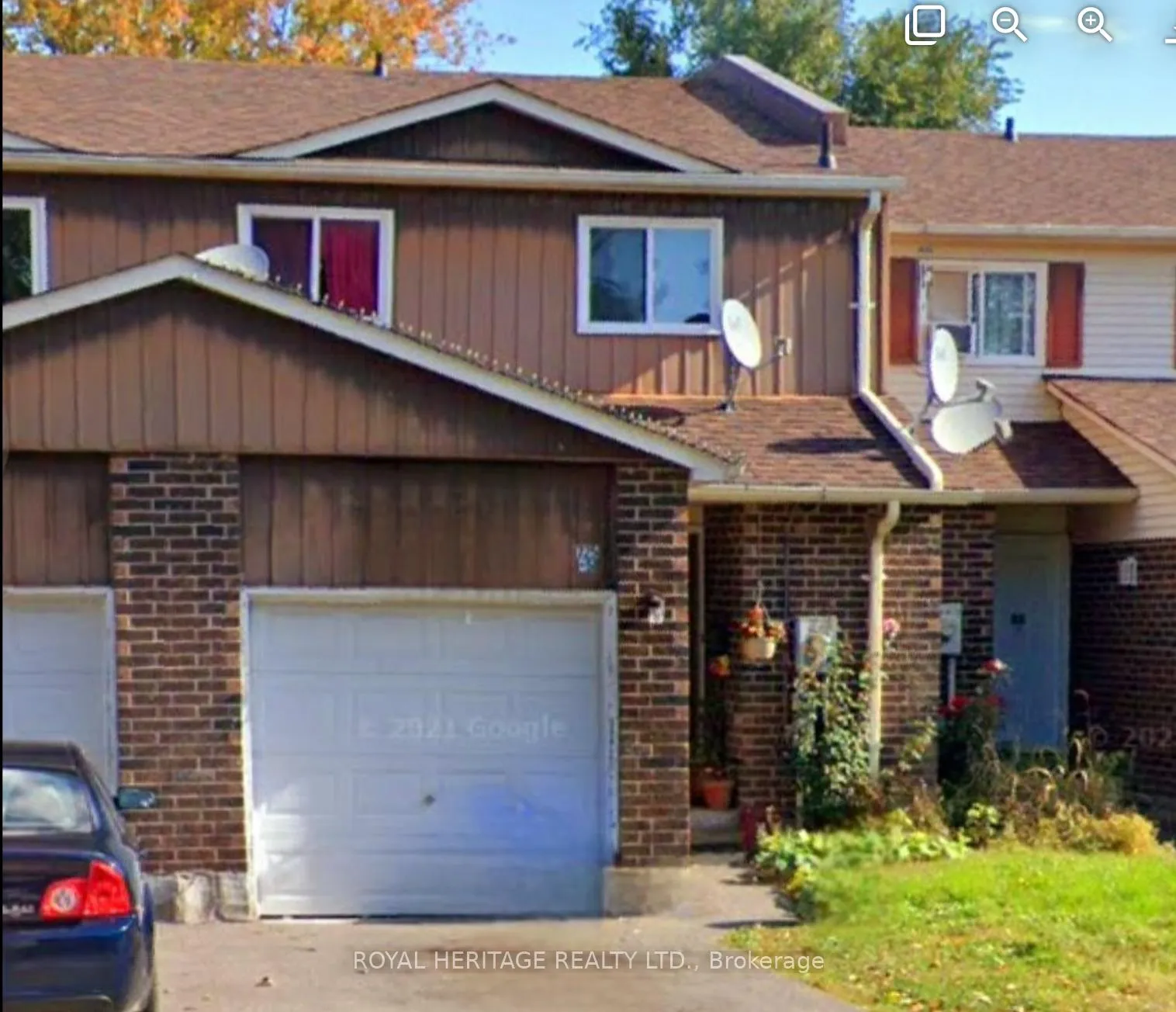Front of Unit 5, 725 Cricklewood Drive