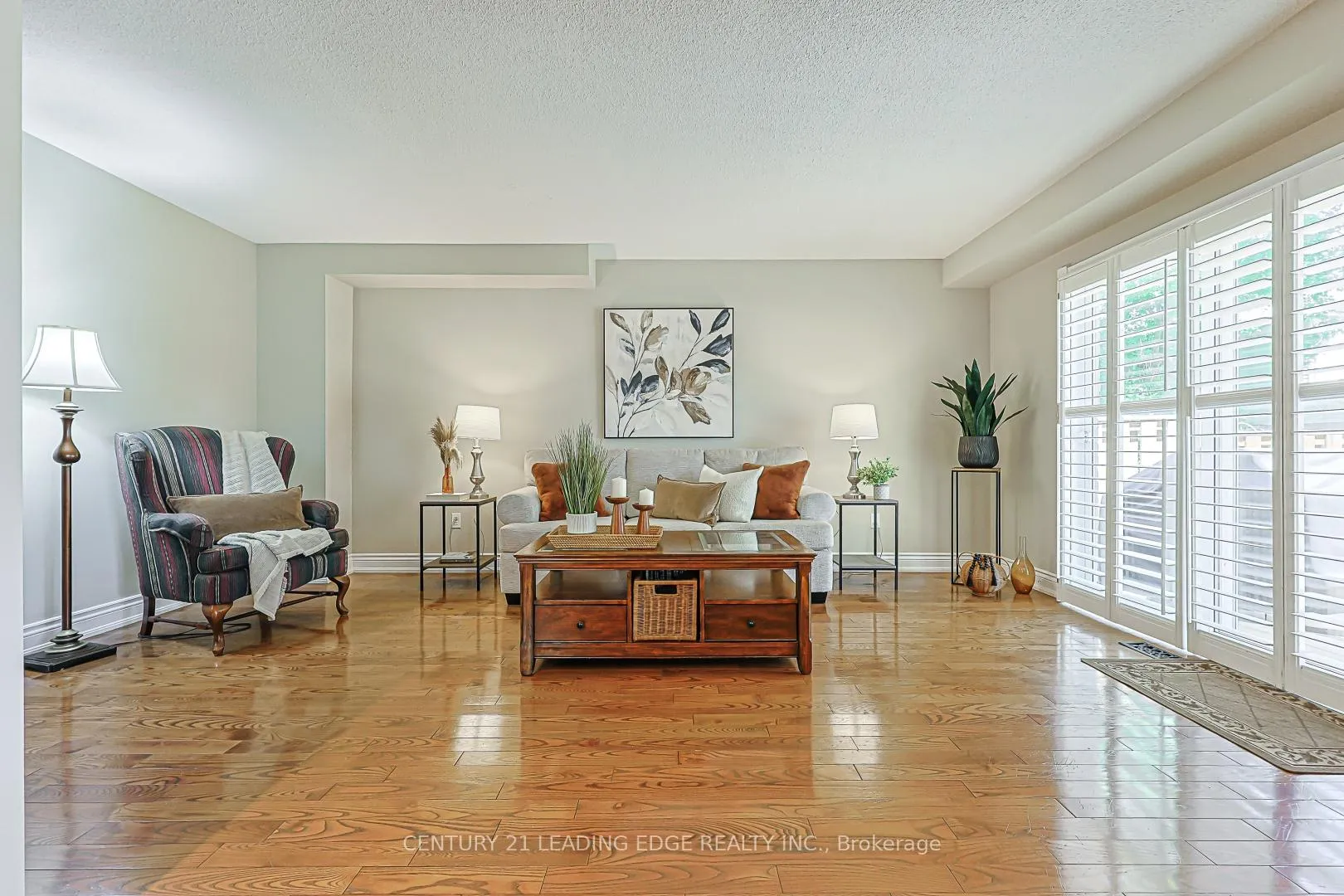 Photo 9 of 43 Bishop Crescent, Markham, Markham Village — HOMEH