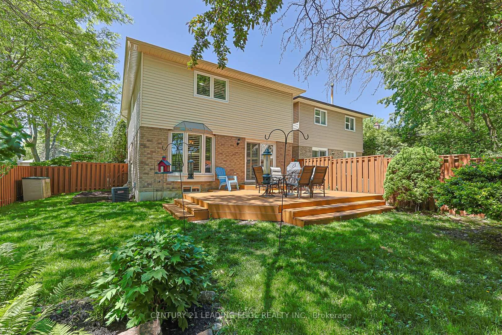Photo 25 of 43 Bishop Crescent, Markham, Markham Village — HOMEH