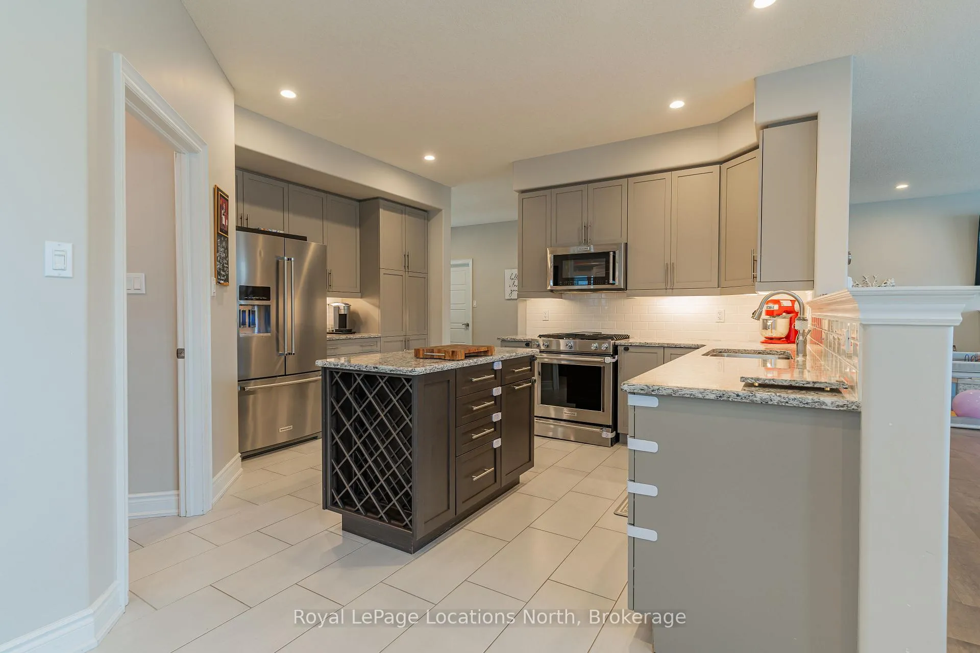 Photo 12 of 14 Wilson Street, Collingwood — HOMEH