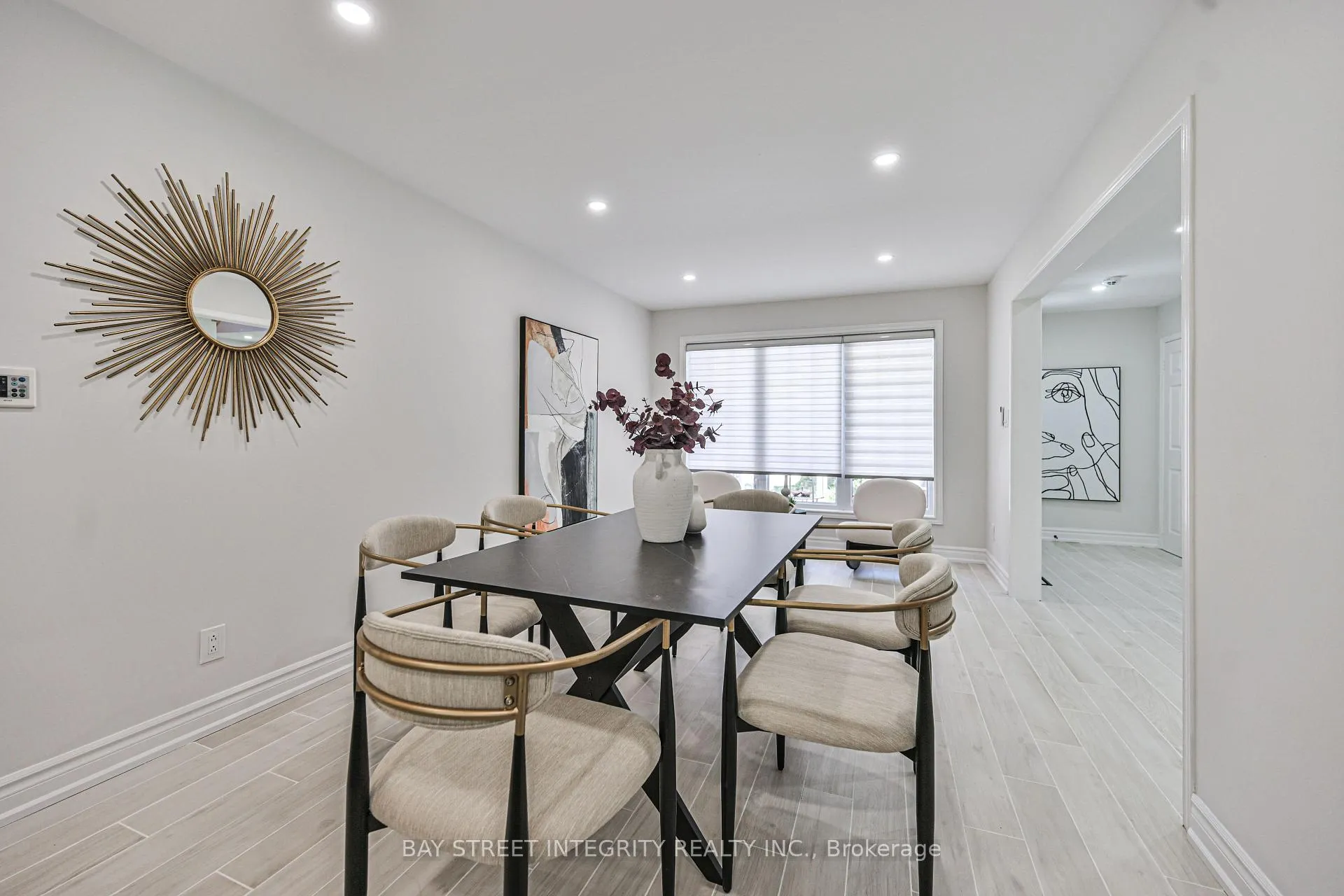 Photo 7 of 111 Michener Crescent, Markham, Raymerville — HOMEH